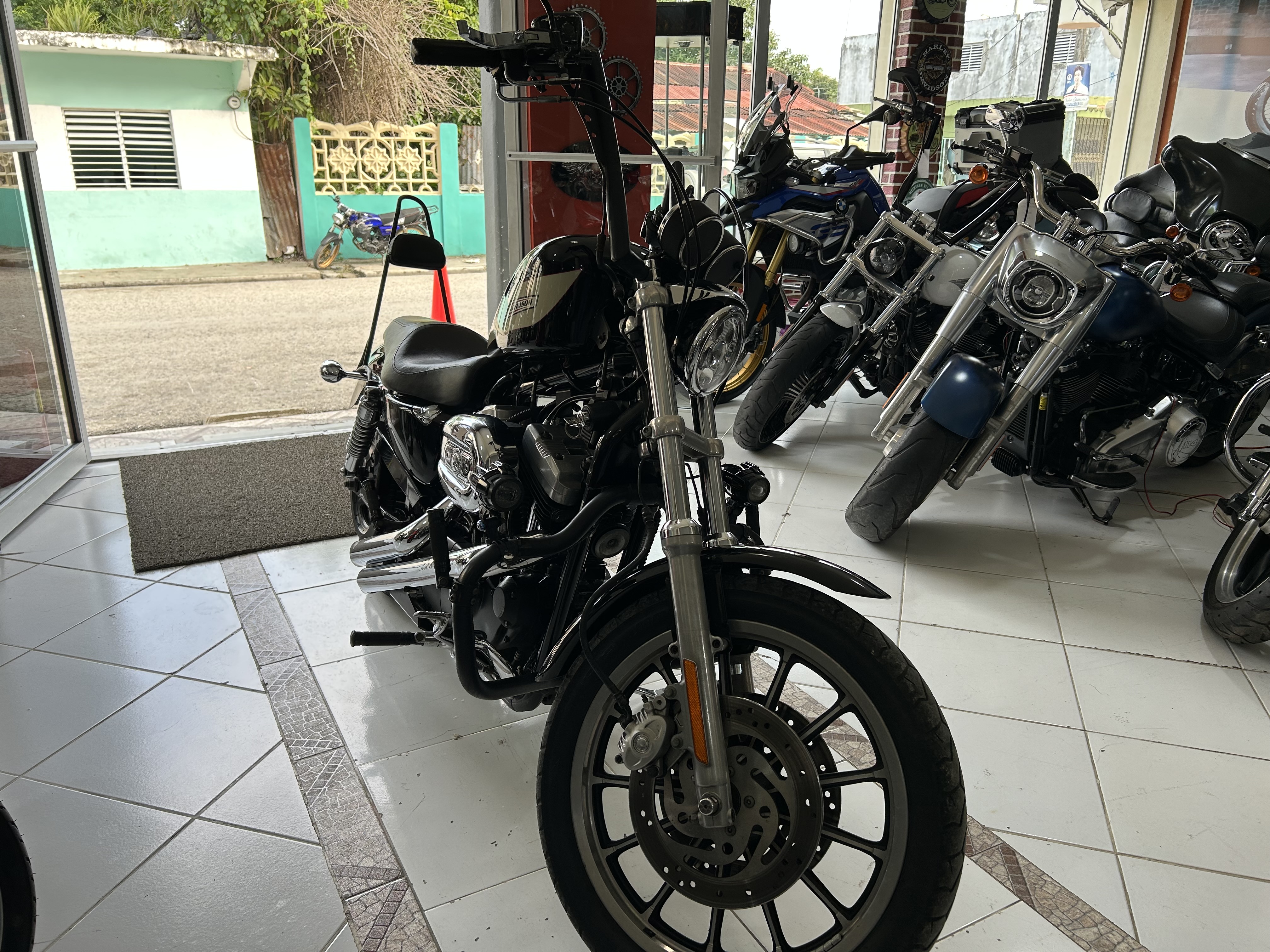 motores y pasolas - Harley Davidson Sportster 1200 año 2006 1