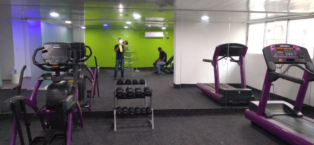 apartamentos - Naco,2hab.2b con gym,piscina, a.social,equipado full. 8