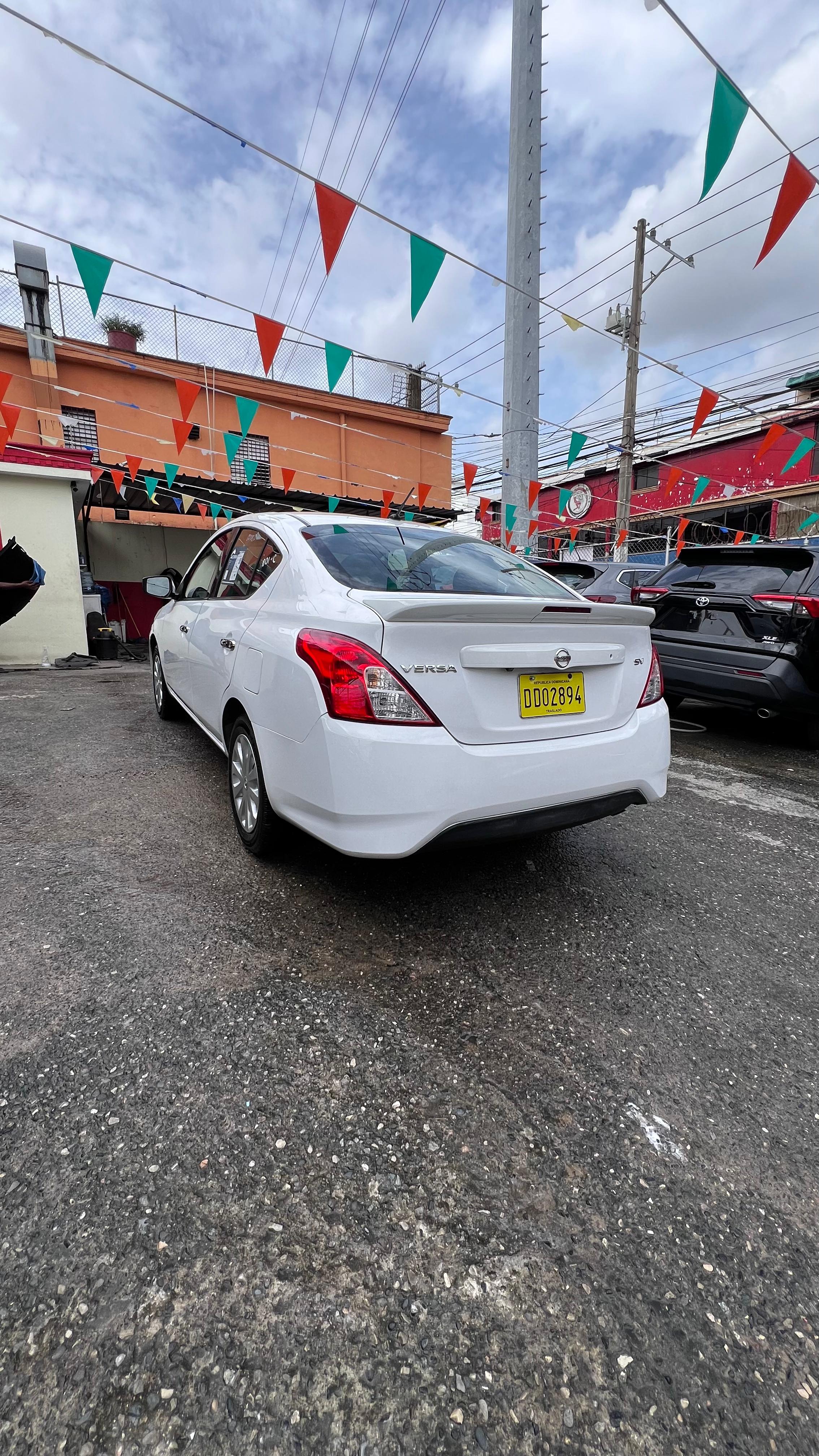 carros - Nissan Versa SV 2019  3