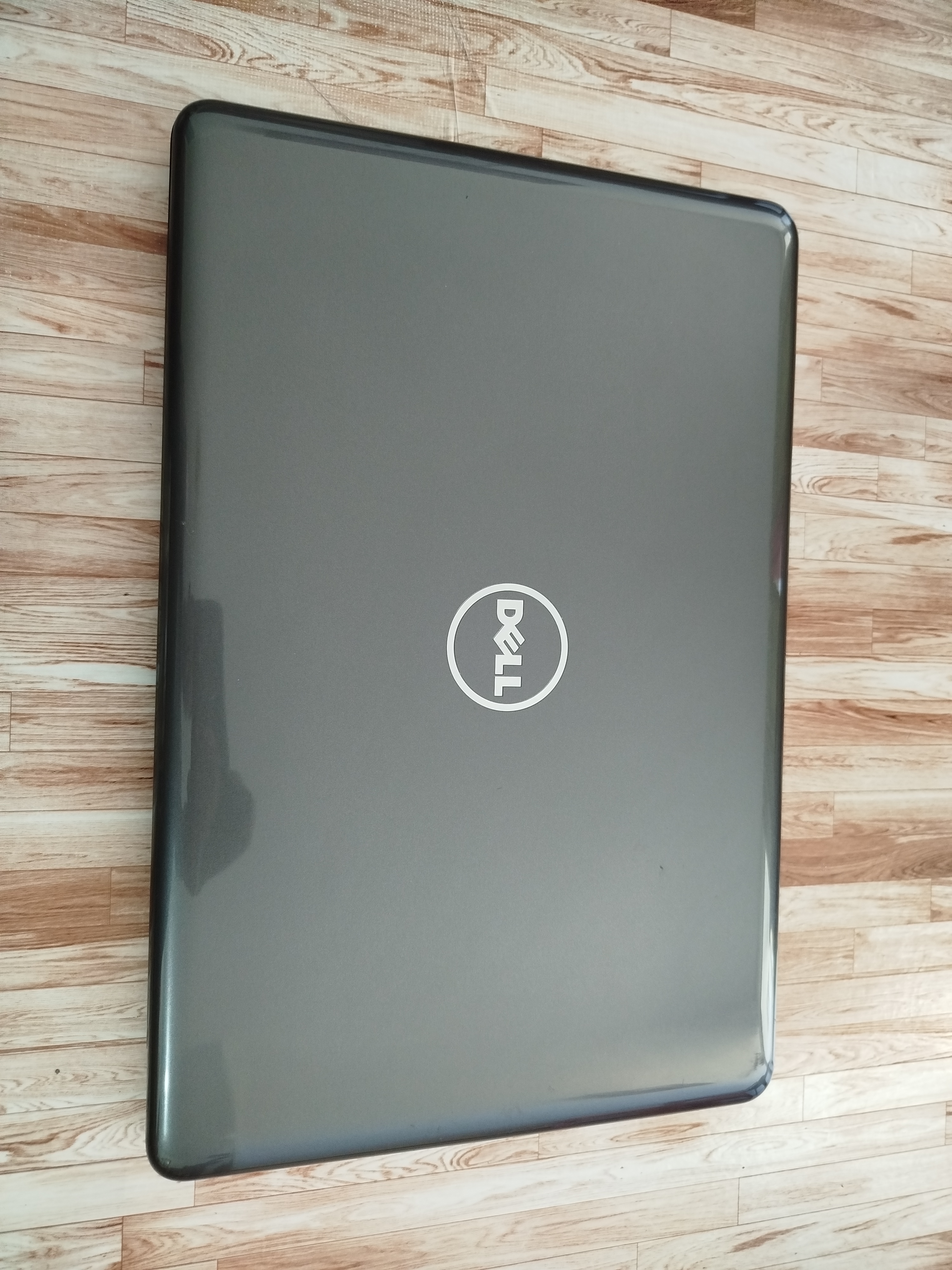 computadoras y laptops - DELL 1TB 15.6¨ 8RAM  TECLADO NUMERICO  LAPTOP  1
