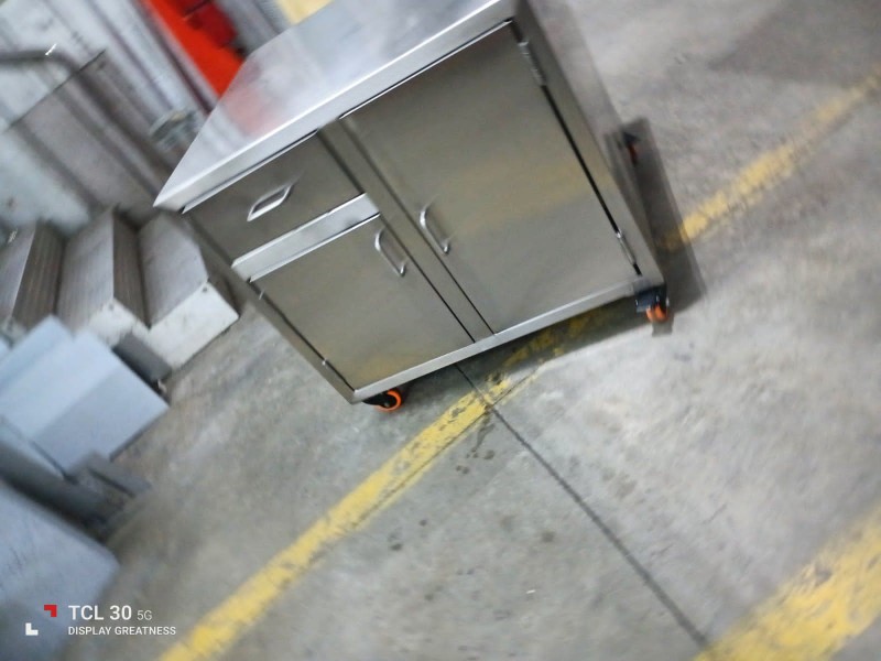equipos profesionales - MESA EN ACERO INOXIDABLE  2