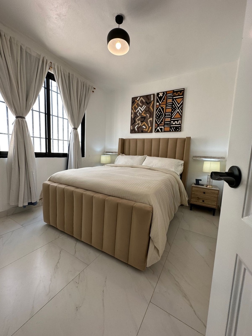 casas - MODERNA CASA REMODELADA EN EL RESIDENCIAL SANTO DOMINGO  6