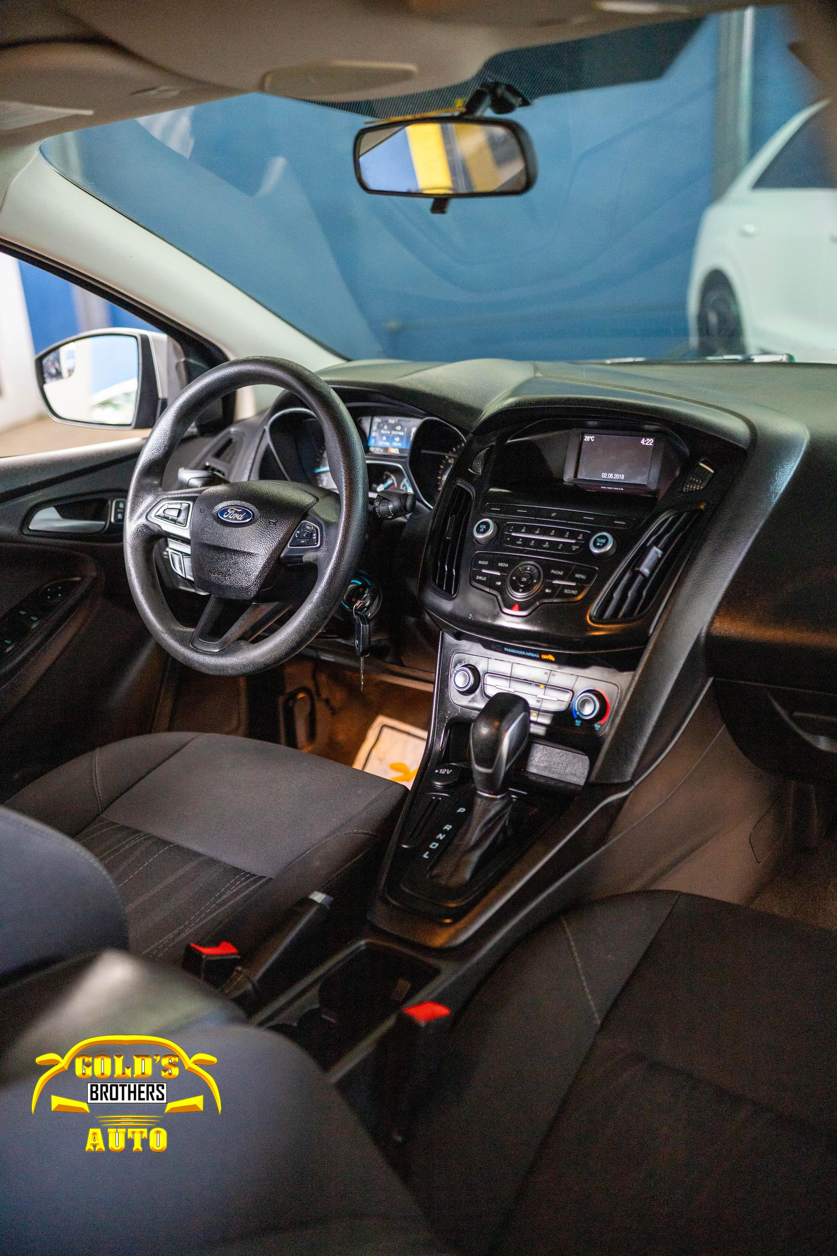 carros - Ford Focus SE 2018 Clean Carfax 8