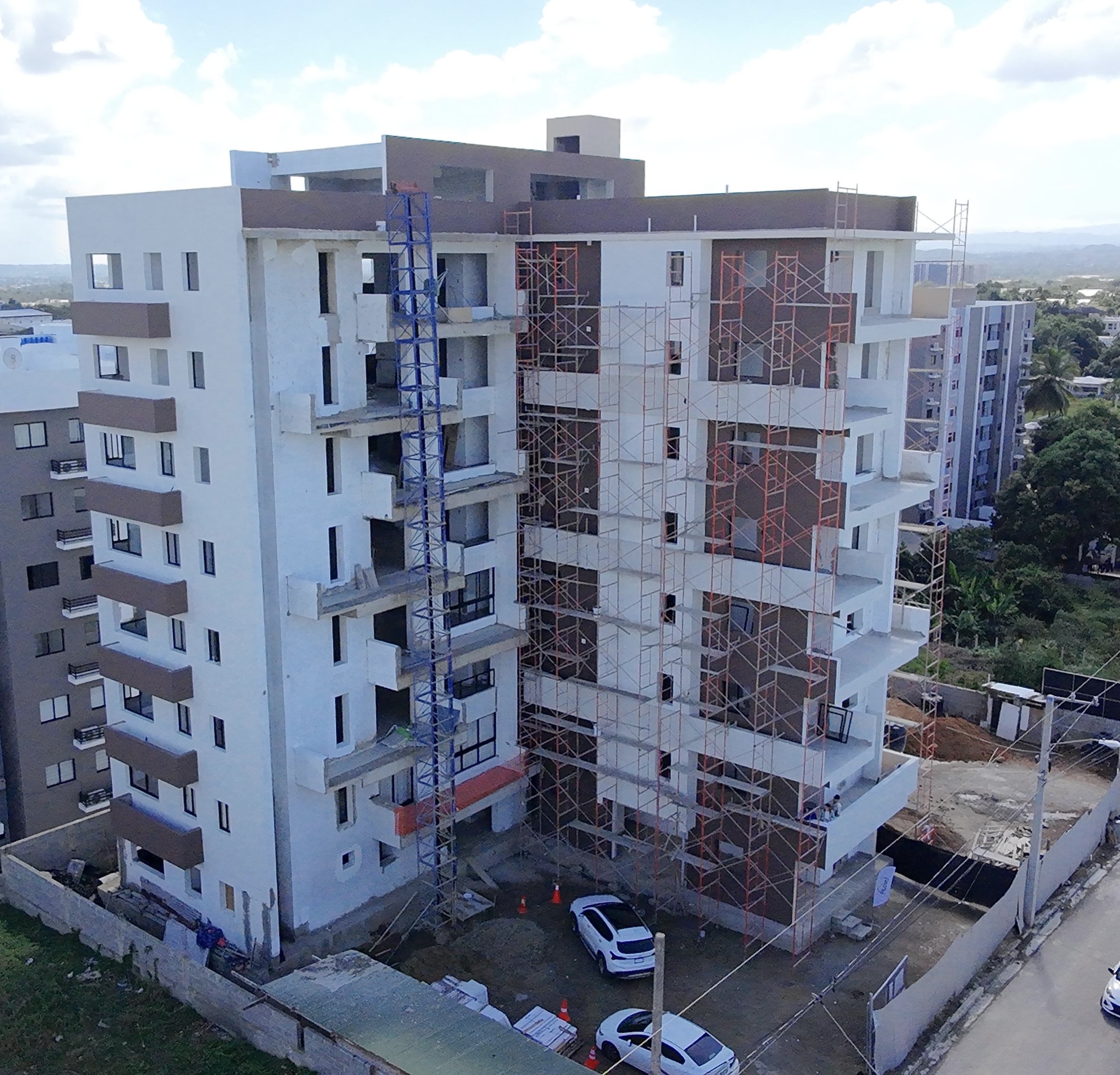 apartamentos - Apartamento en venta en Santiago. 3 habitaciones, 2.5 baños, 2 parqueos 7