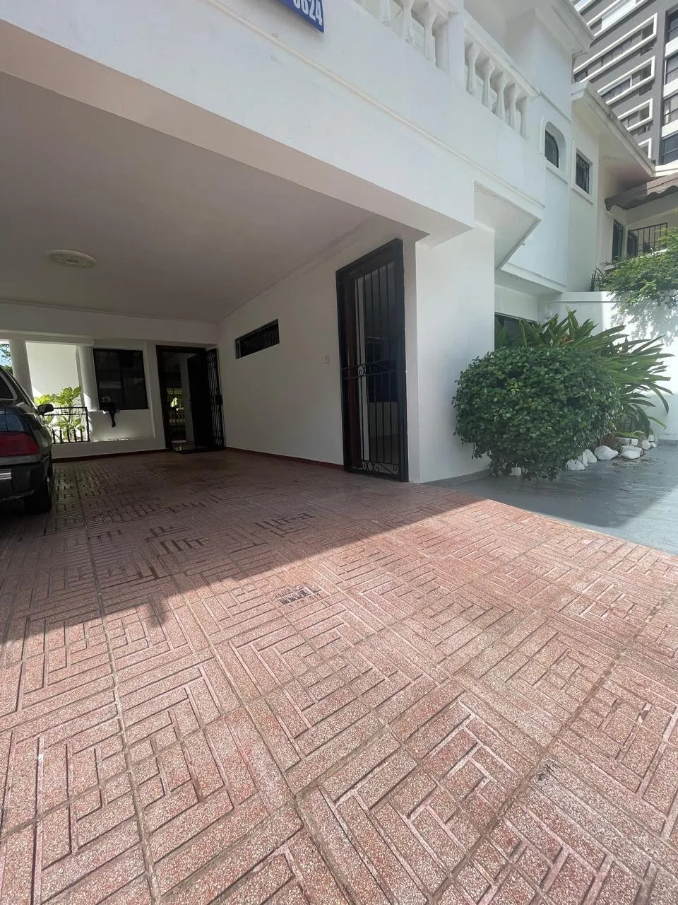 casas - Casa en Alquiler en Los Cacicazgos 0