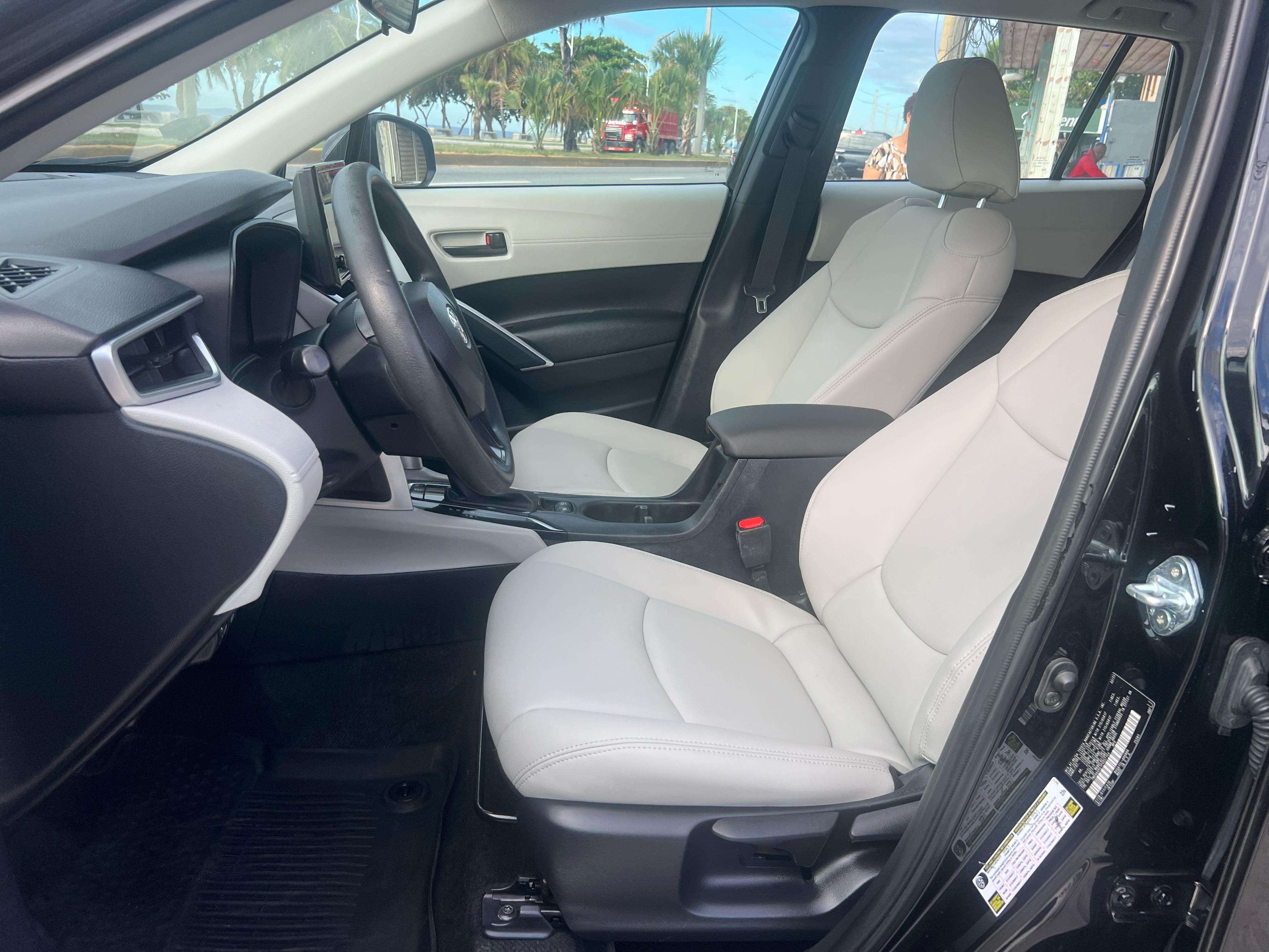jeepetas y camionetas - Toyota Corolla Cross 2023 4