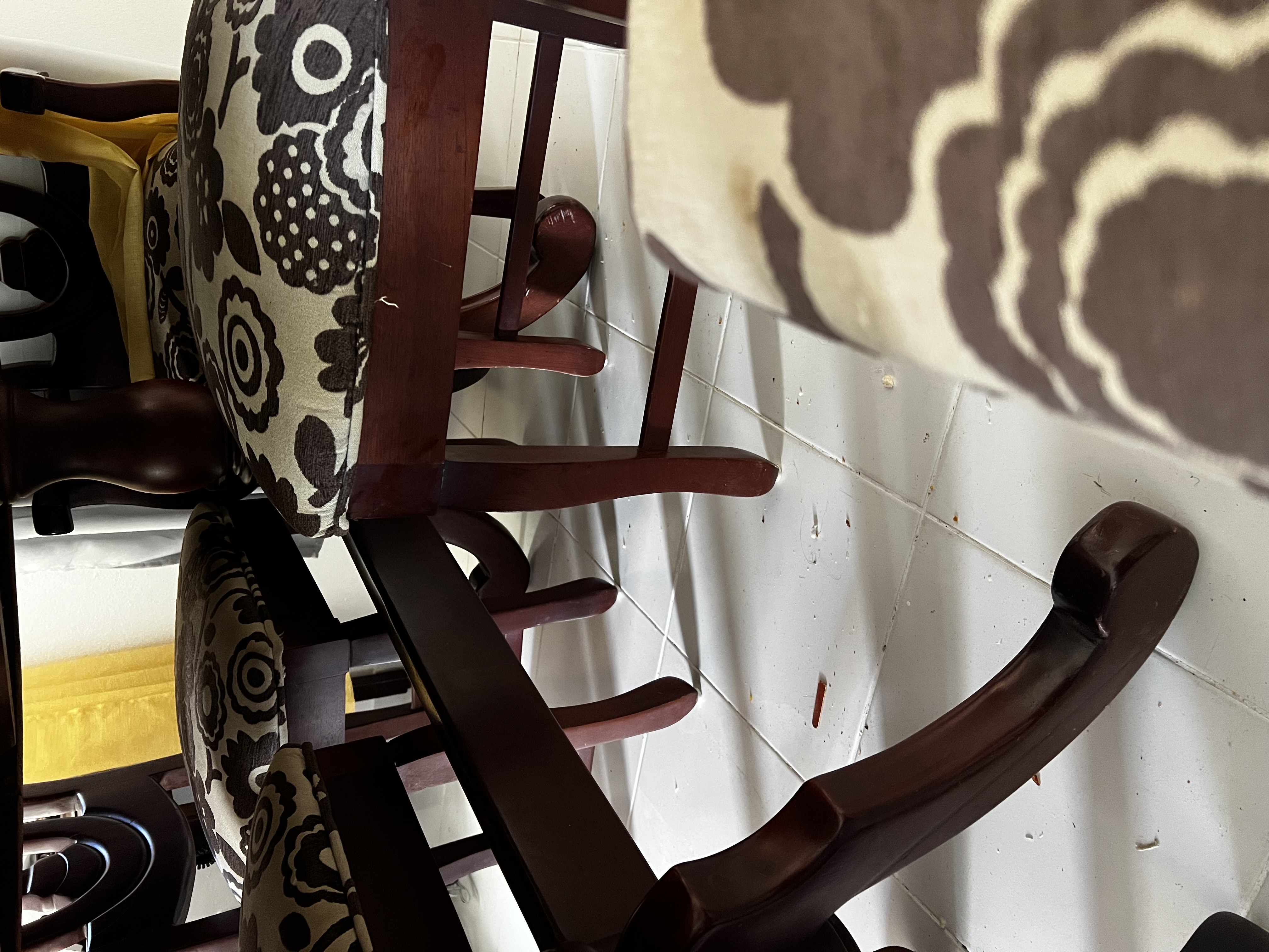 muebles y colchones - comedor de caoba  3