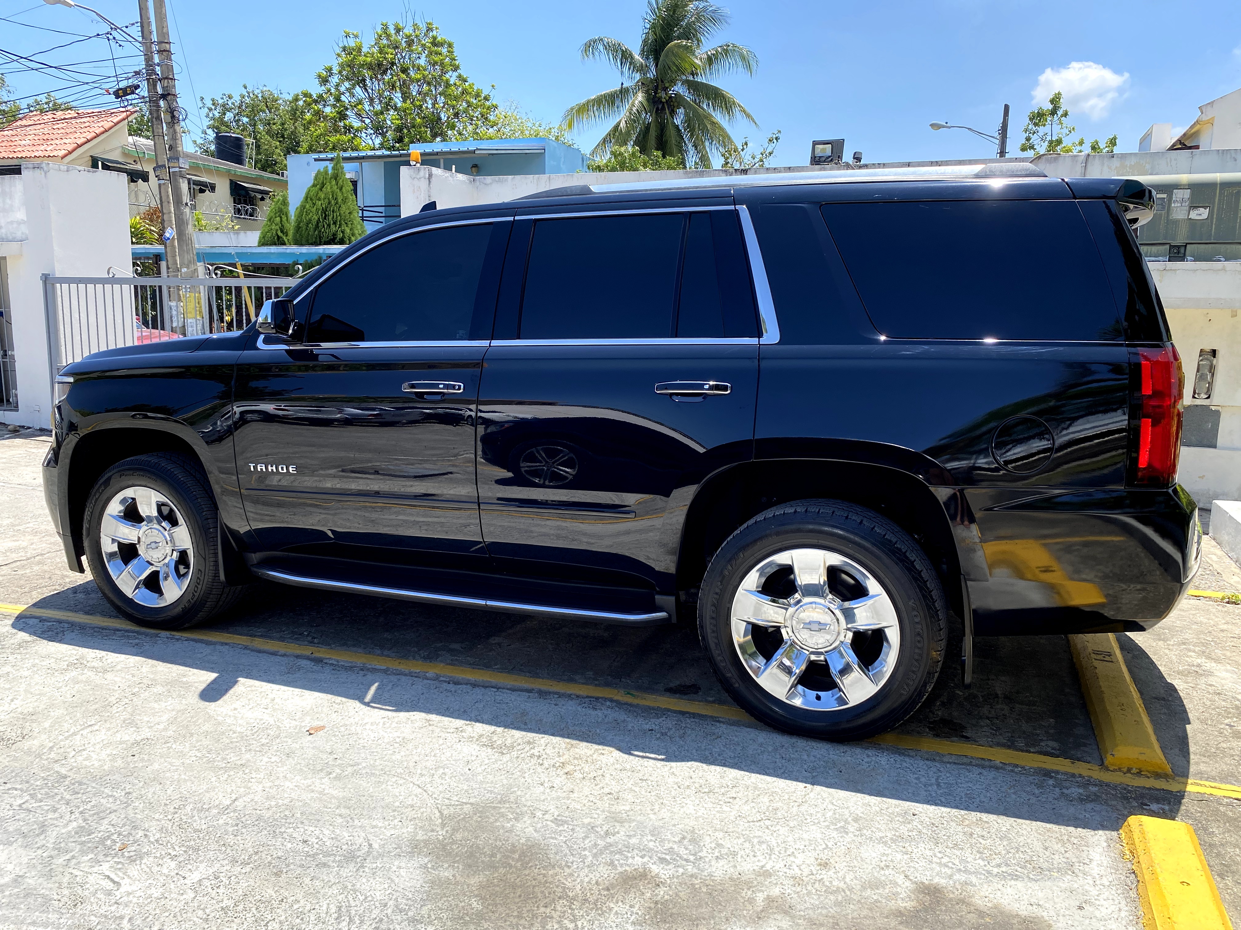 jeepetas y camionetas - Tahoe Premier 2017 RWD Americana | USD $30,000 Neg 4
