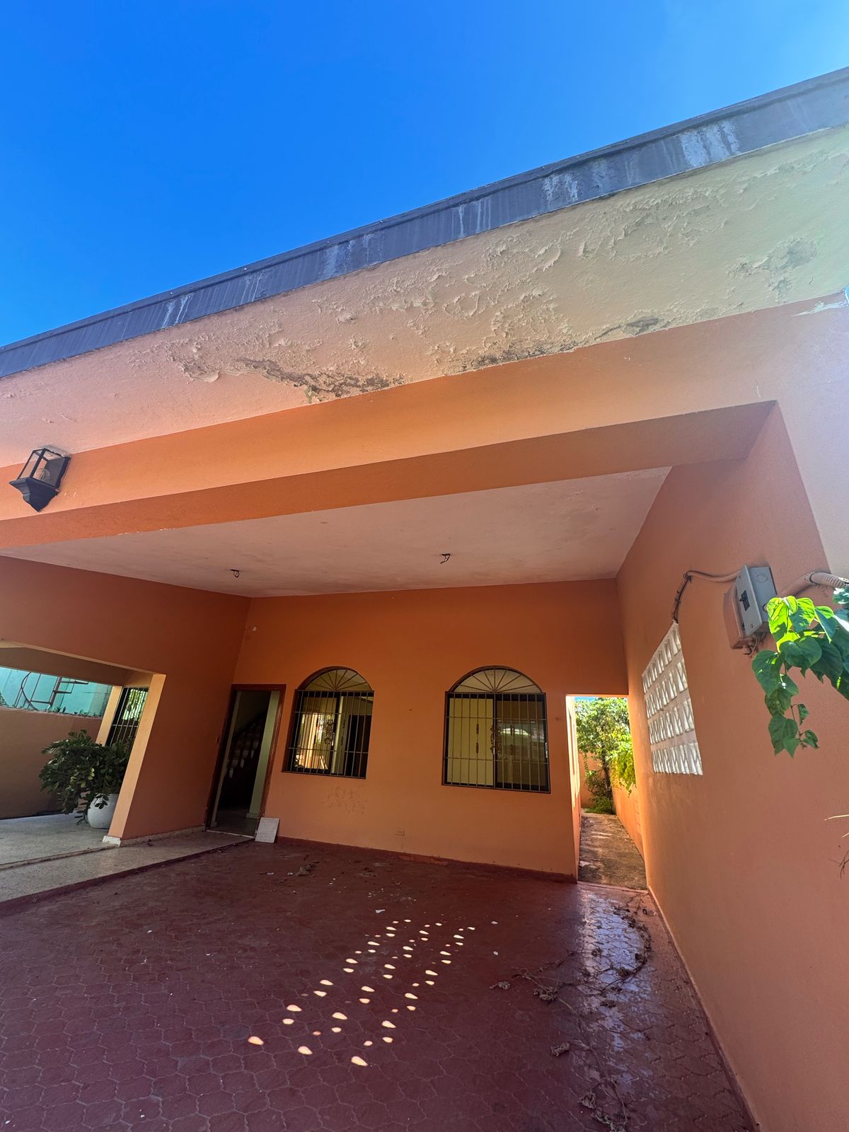 casas - Venta de Casa en Residencial Italia 8