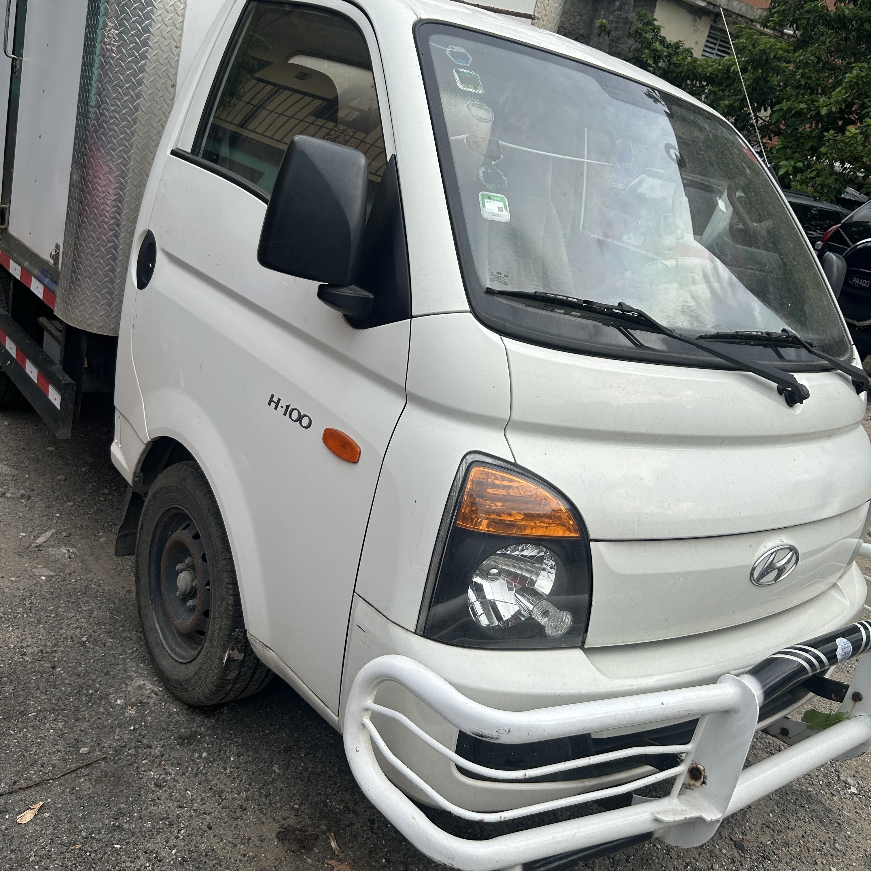 camiones y vehiculos pesados - camion con cajón cerrado incluido