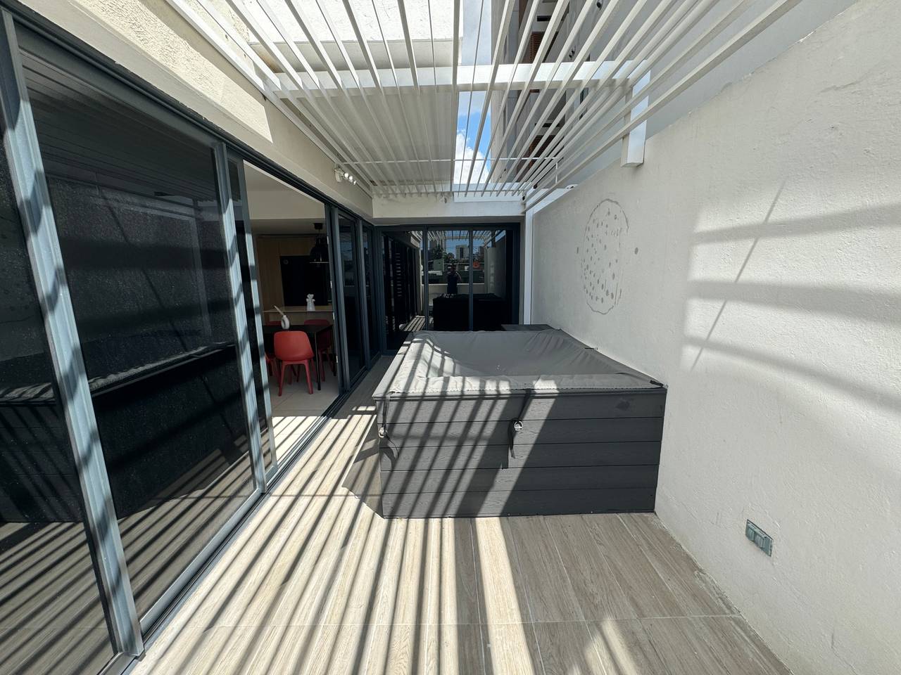 apartamentos - Alquiler de apto detrás de galería 360 Arroyo Hondo Viejo  8