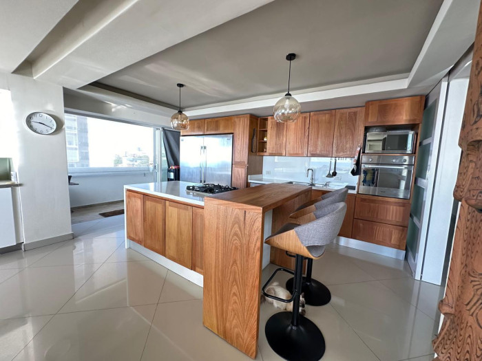 apartamentos - Apartamento en  VENTA Primera Línea frente al Mar  3