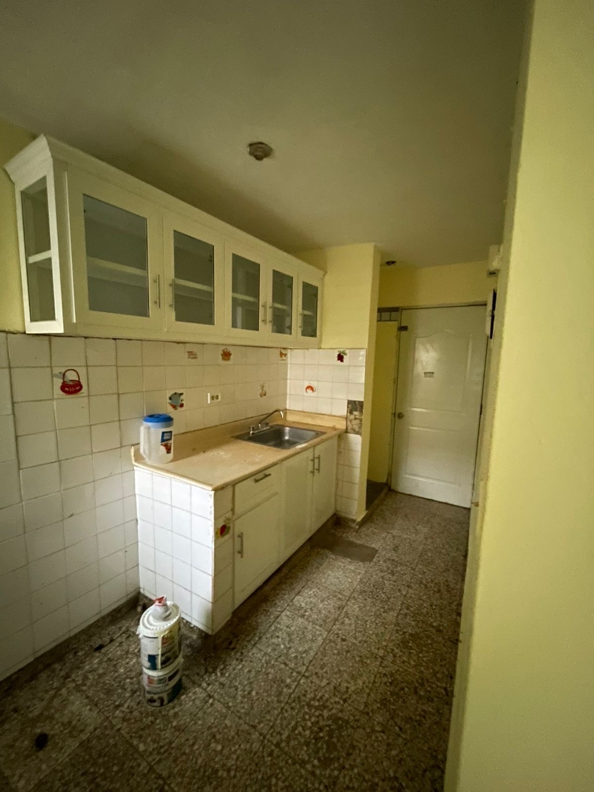 apartamentos - Apartamento en Alquiler en Monte Bonito Santiago Oeste. Tercer Piso  7