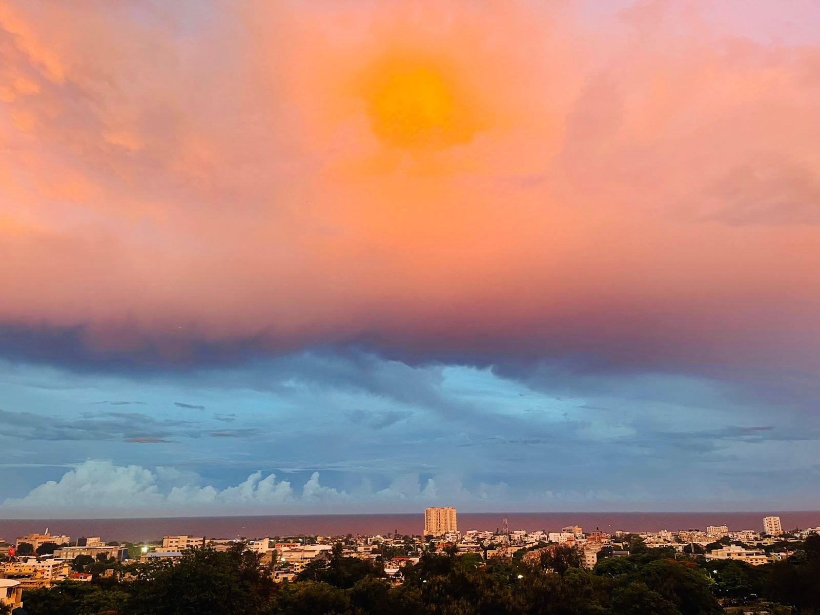 apartamentos - Av. Sarasota. Céntrico apt., vista mar y montaña 0