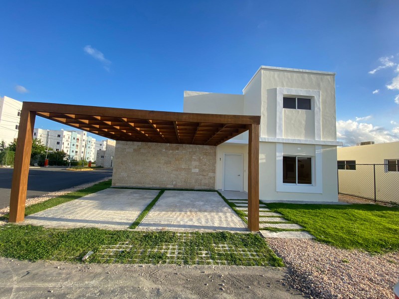 casas - Rento casa vacia de 3 habitaciones y 3 baños. Punta Cana, Verón  2