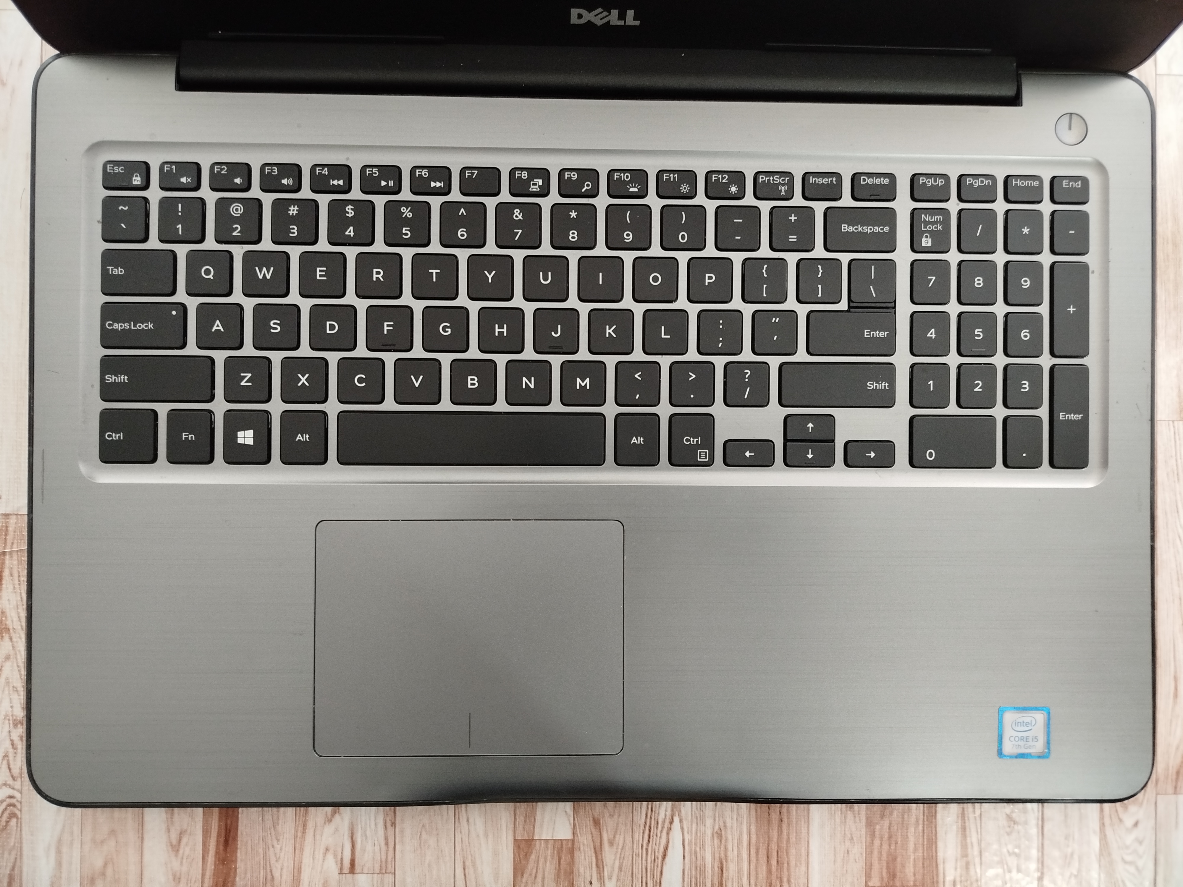 computadoras y laptops - DELL 1TB 15.6¨ 8RAM  TECLADO NUMERICO  LAPTOP  2