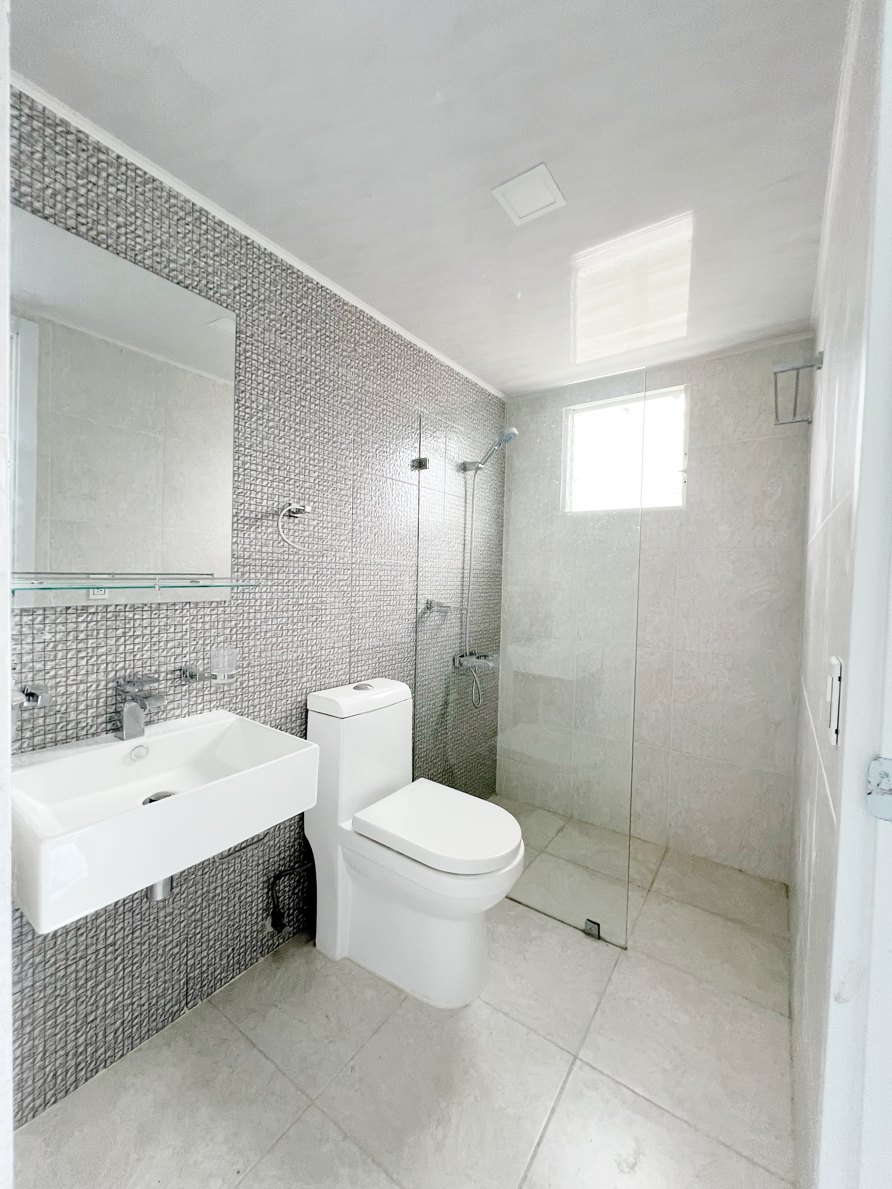 apartamentos - Alquilo apartamento Residencial Las Cayenas autopista San Isidro 5