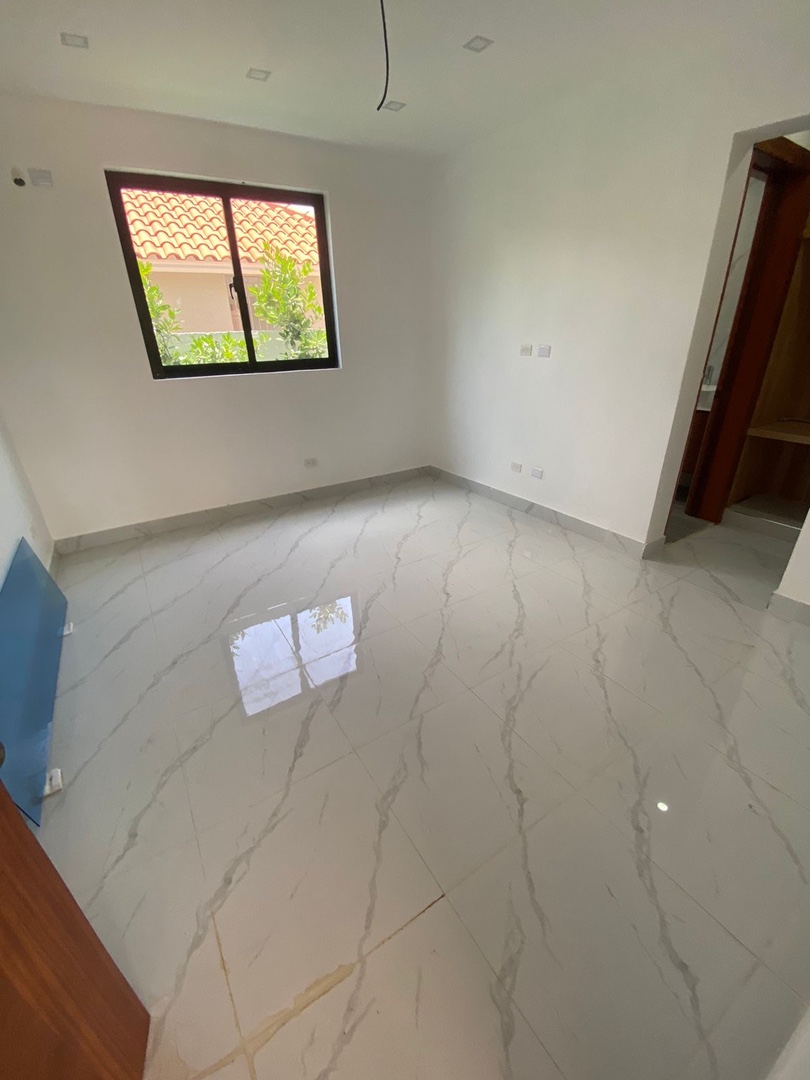 casas - HERMOSA CASA EN VENTA EN SANTIAGO DE LOS CABALLEROS  7