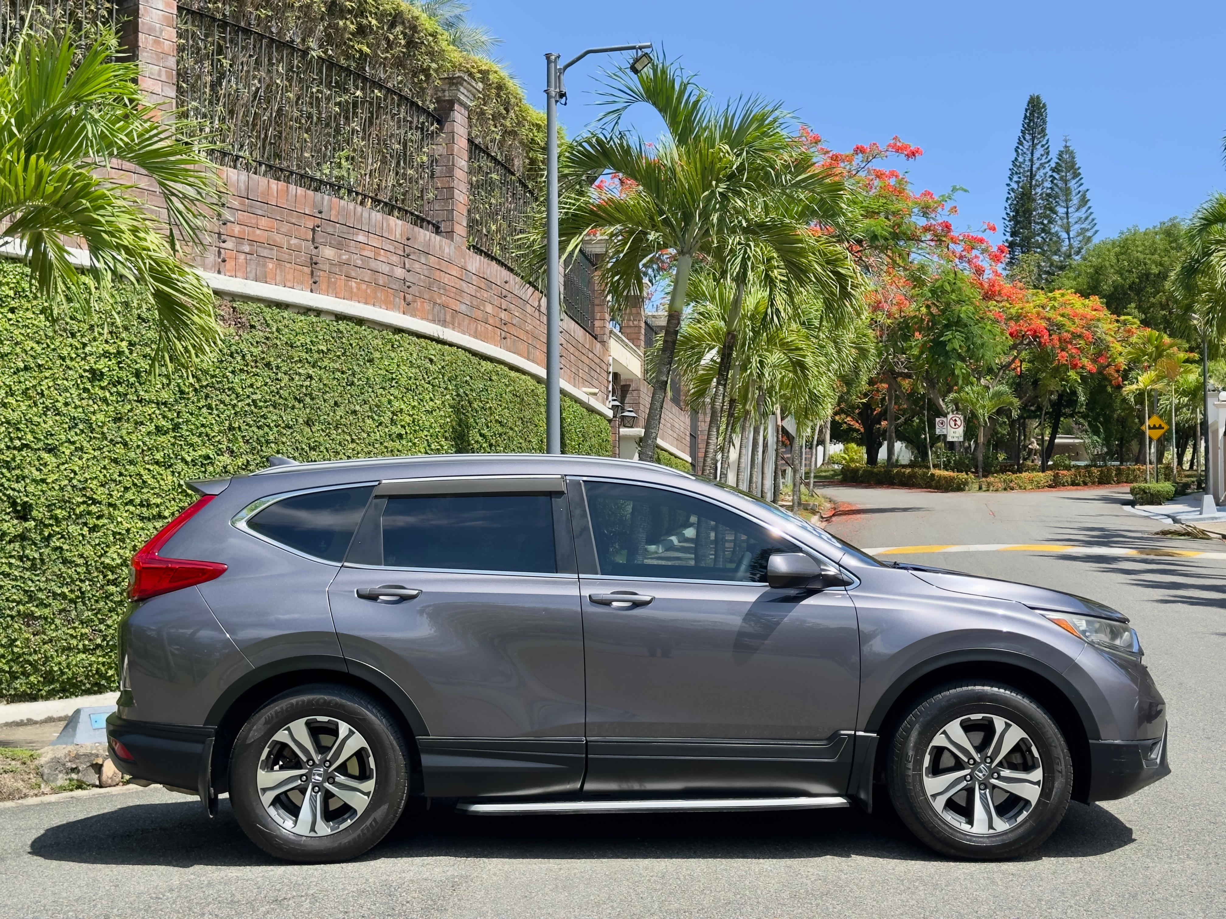 jeepetas y camionetas - HONDA CRV LX 2018 3