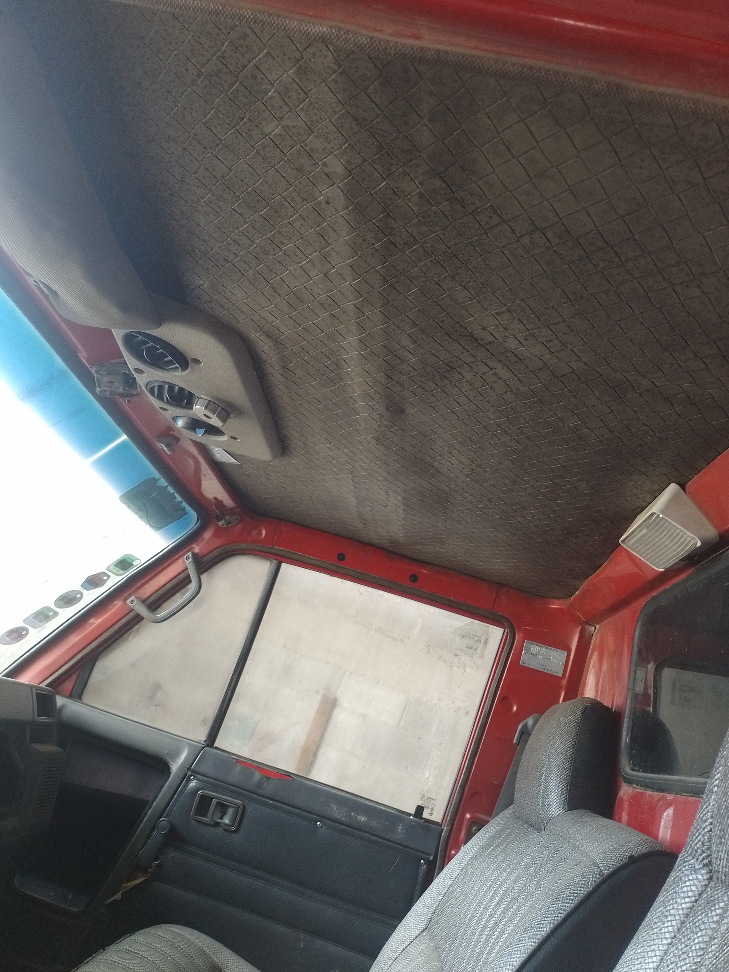 camiones y vehiculos pesados - Daihatsu Delta corto  2