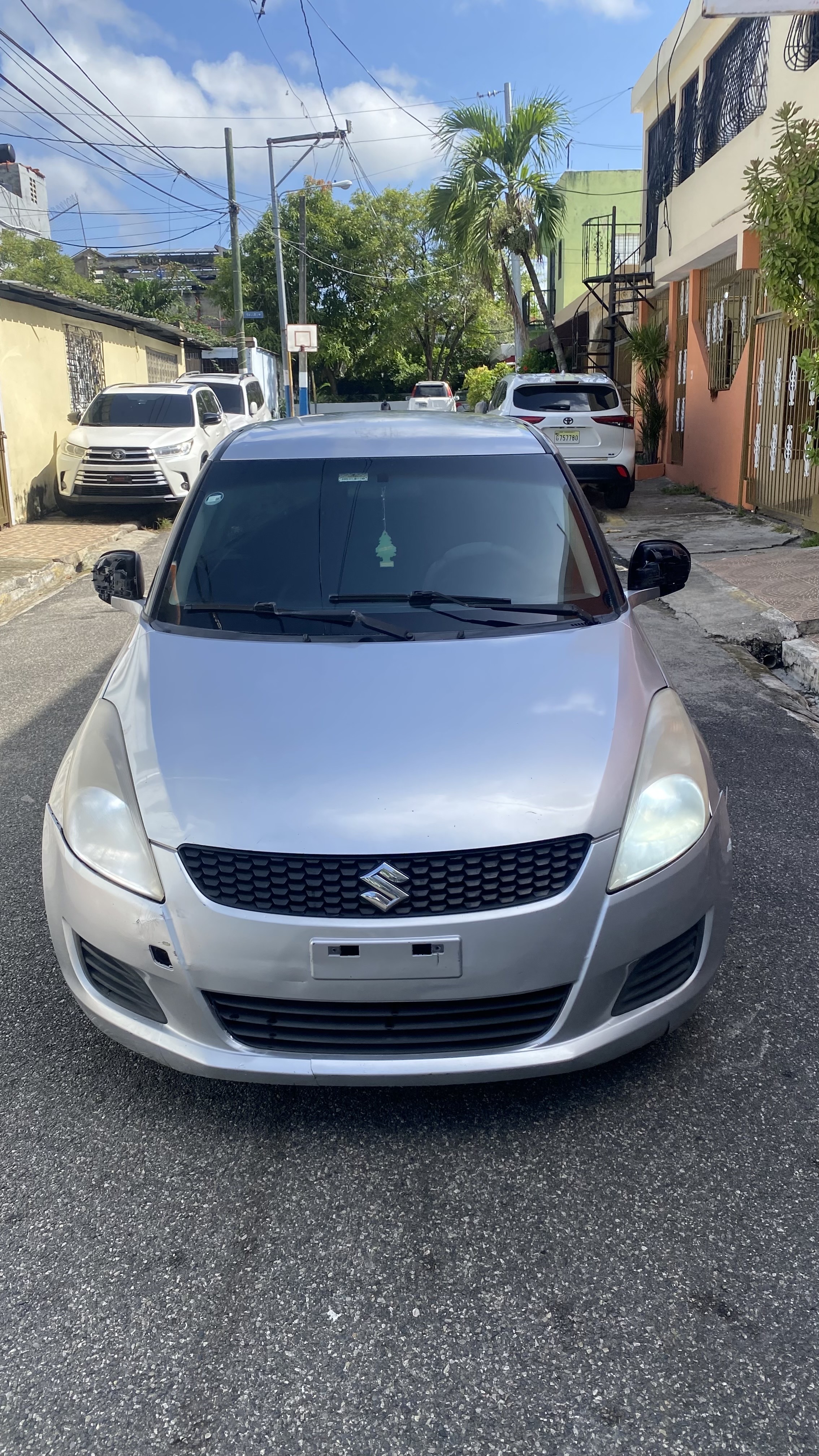 carros - Zusuki Swift 