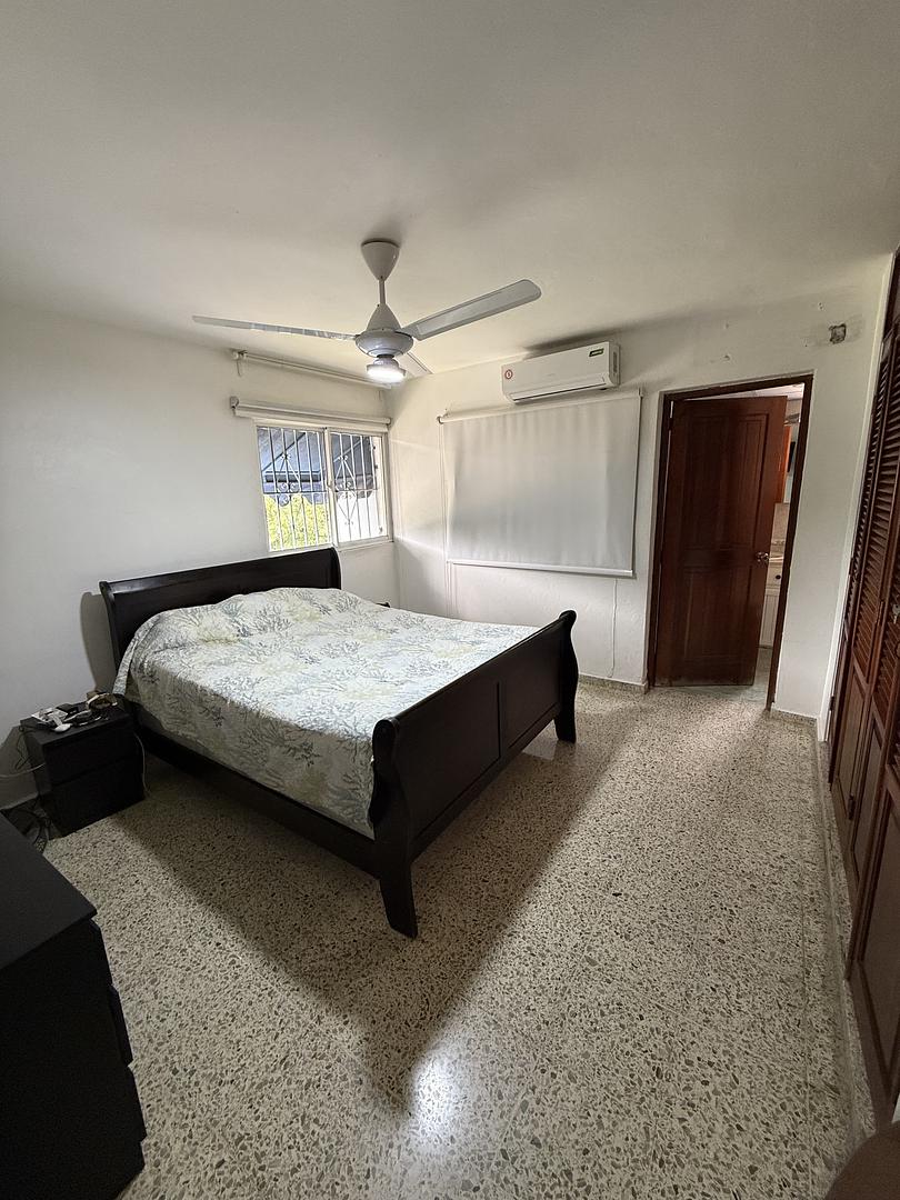apartamentos - Apartamento en venta frente al parque del este  5