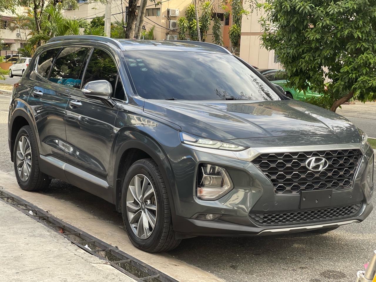 jeepetas y camionetas - Hyundai Santa Fe 2020 2
