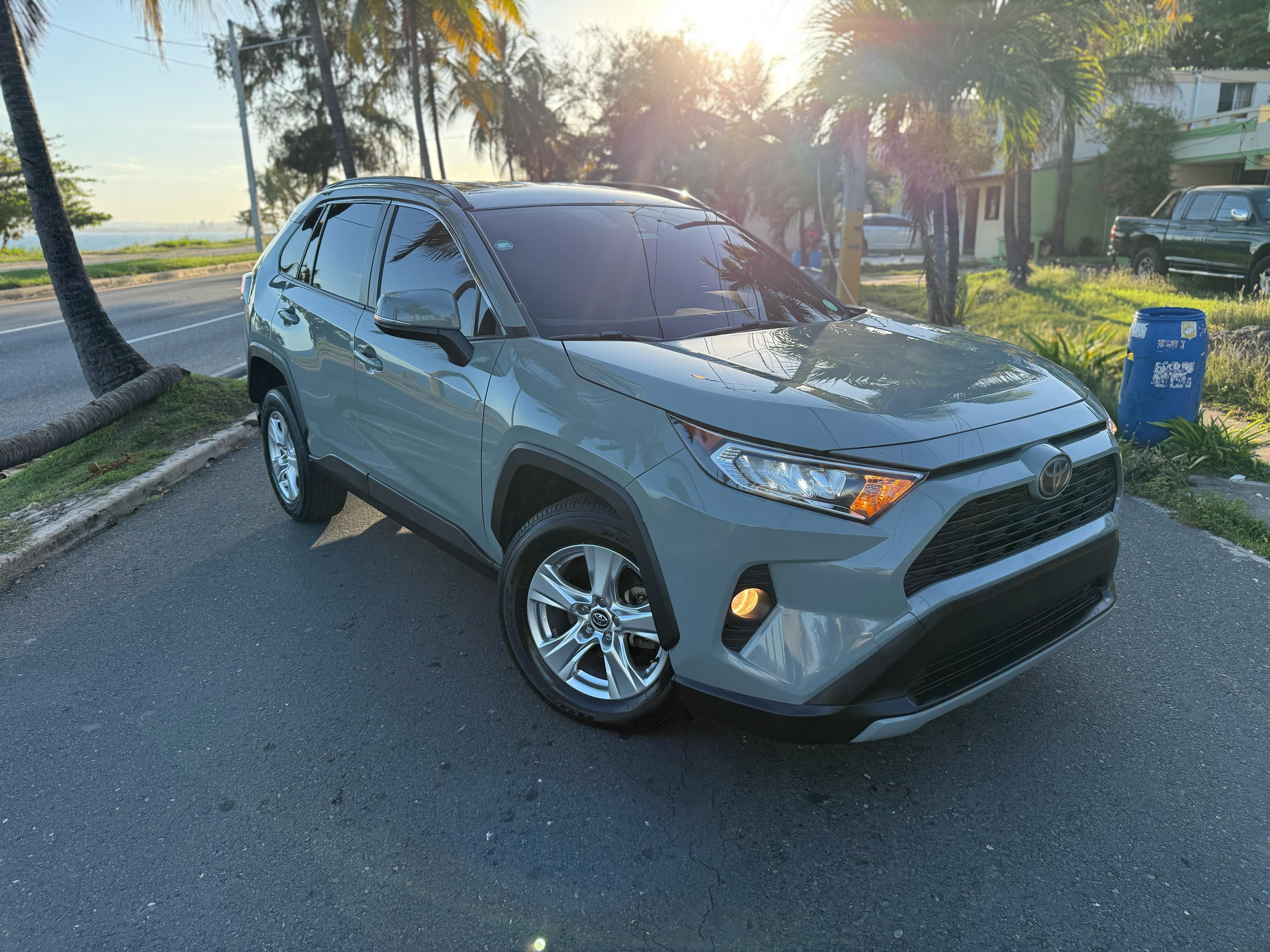 jeepetas y camionetas - Toyota Rav-4