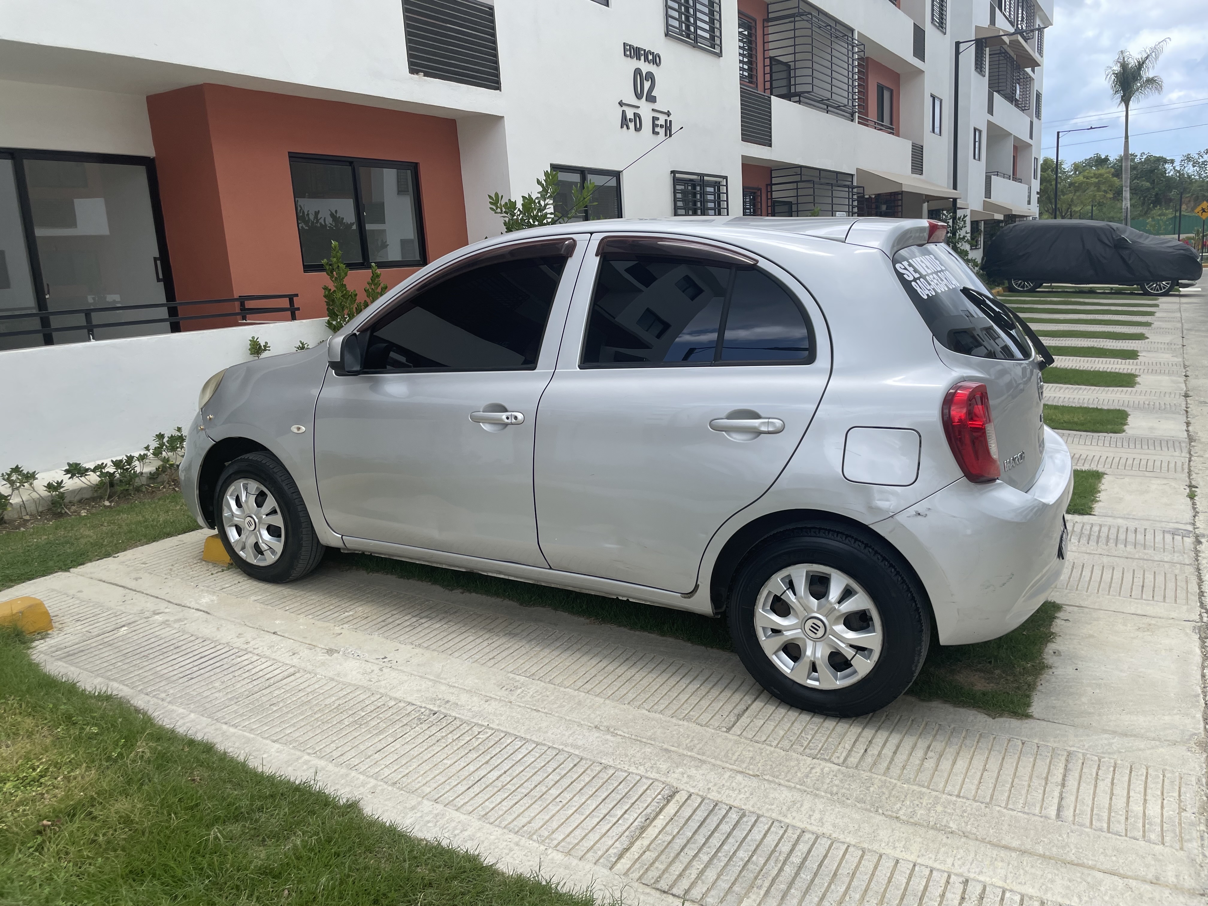 carros - Vendo Nissan March 2014.  1