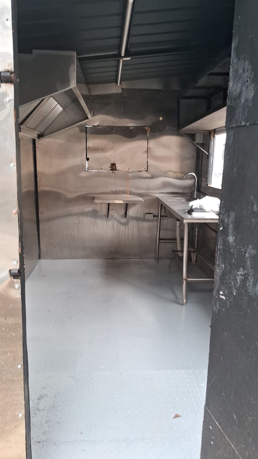 oficinas y locales comerciales - Local tipo Foodtruck 1