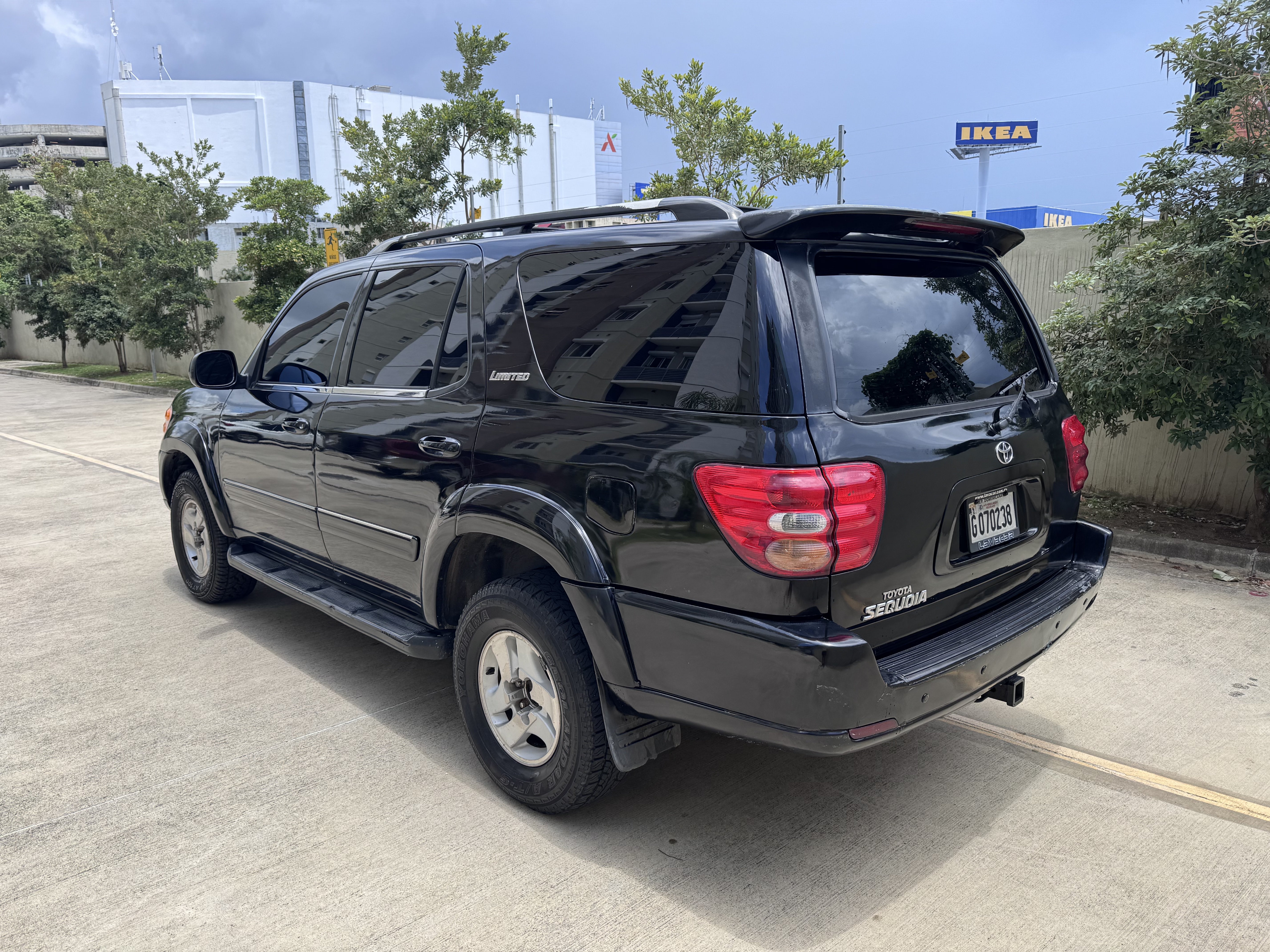 jeepetas y camionetas - TOYOTA SEQUOIA 2001 3