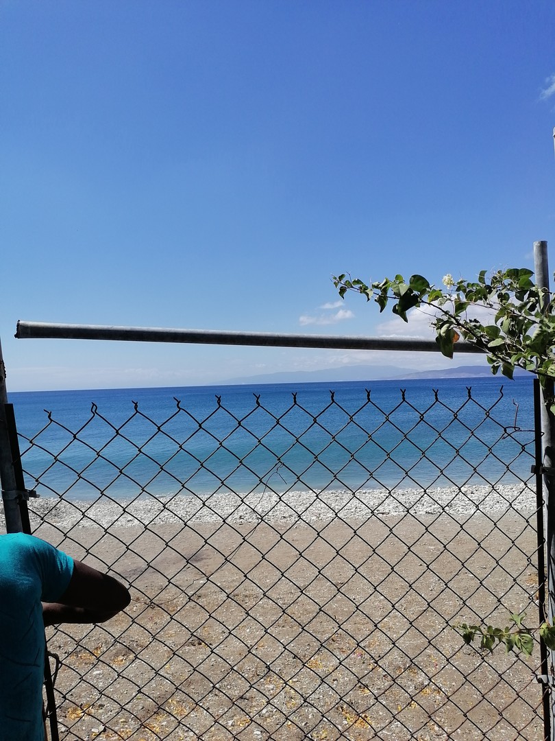 solares y terrenos - Lote de 5,000 metros cuadrados en la Playa. Azua, Rep. Dom. 2