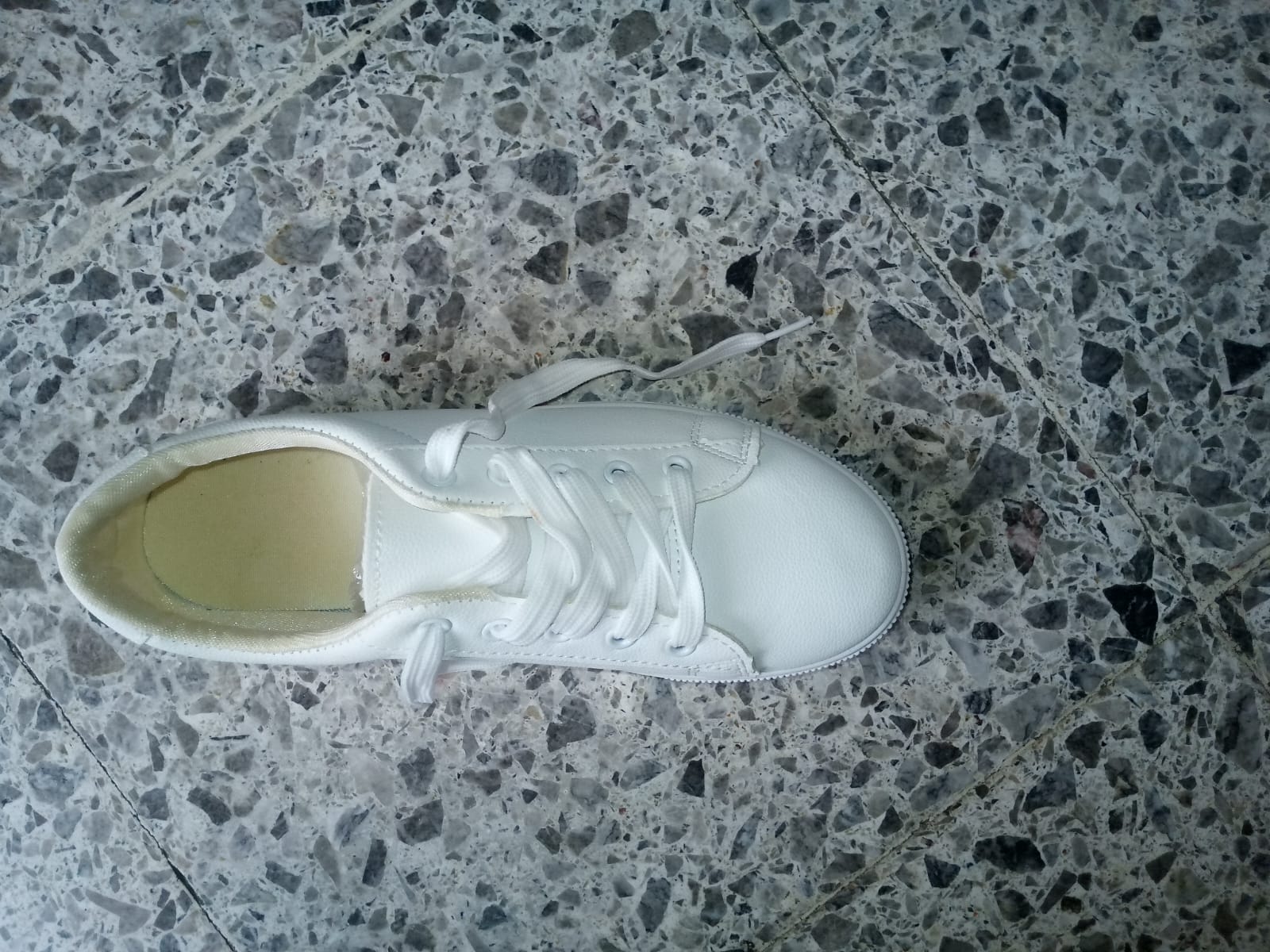 ropa para mujer - Tennis blanco clásico talla 7 0
