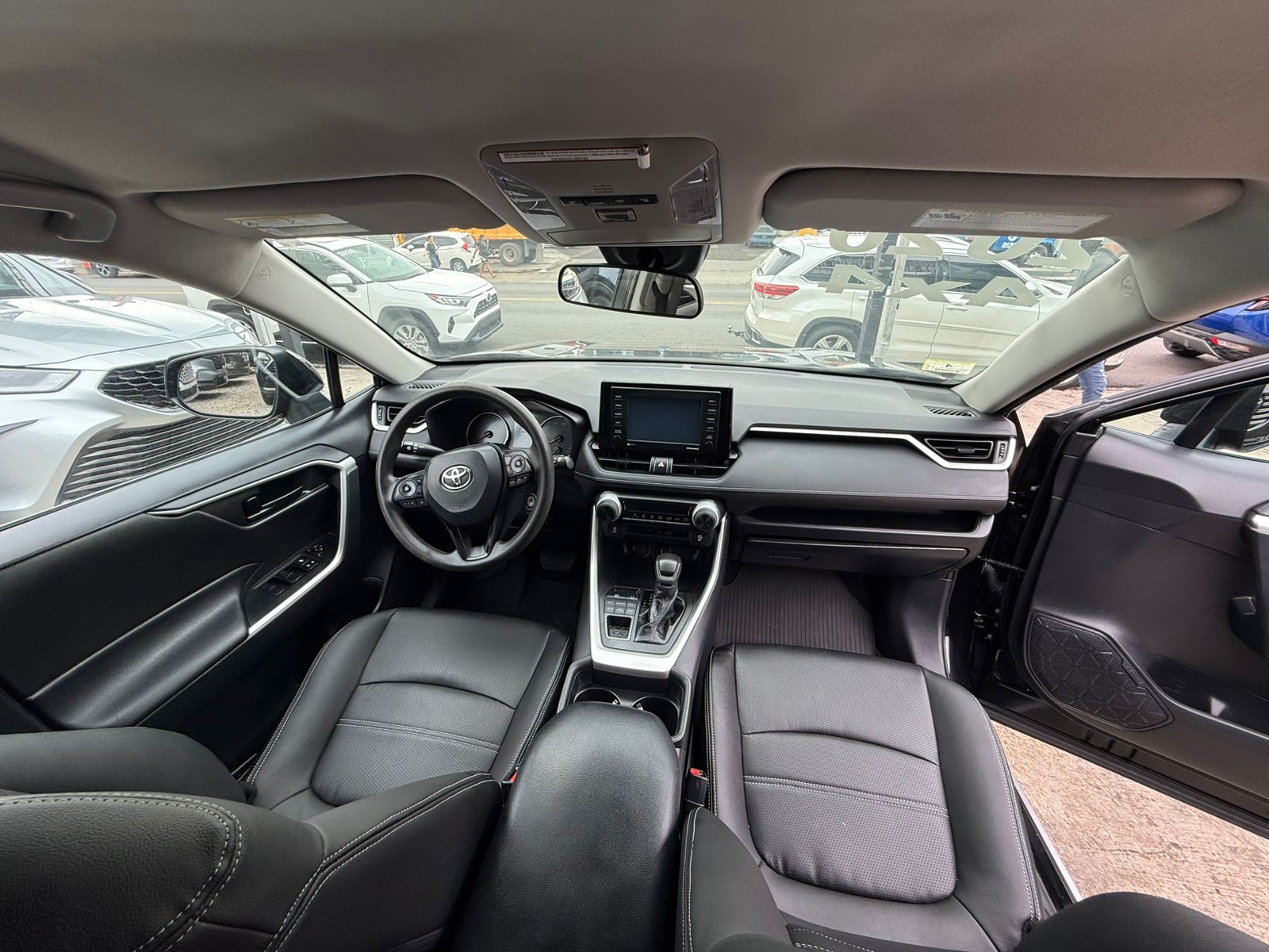 jeepetas y camionetas - TOYOTA RAV4 LE 2021 5