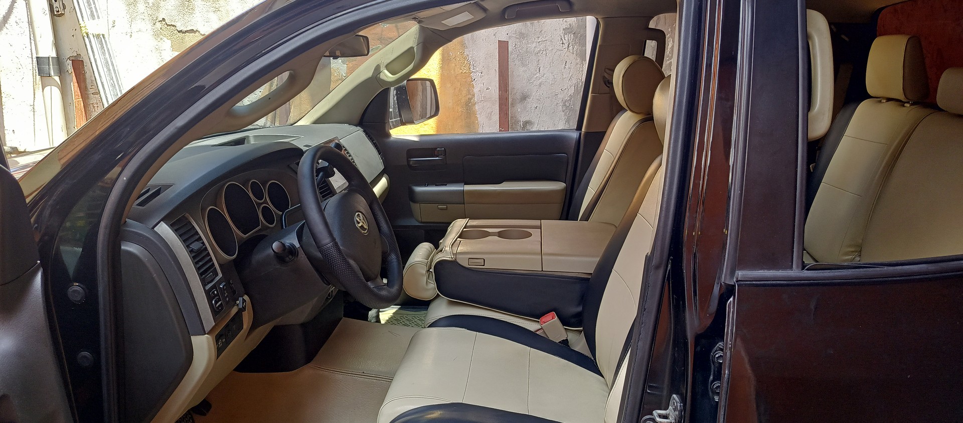 jeepetas y camionetas - Toyota tundra 2010 4x4 6