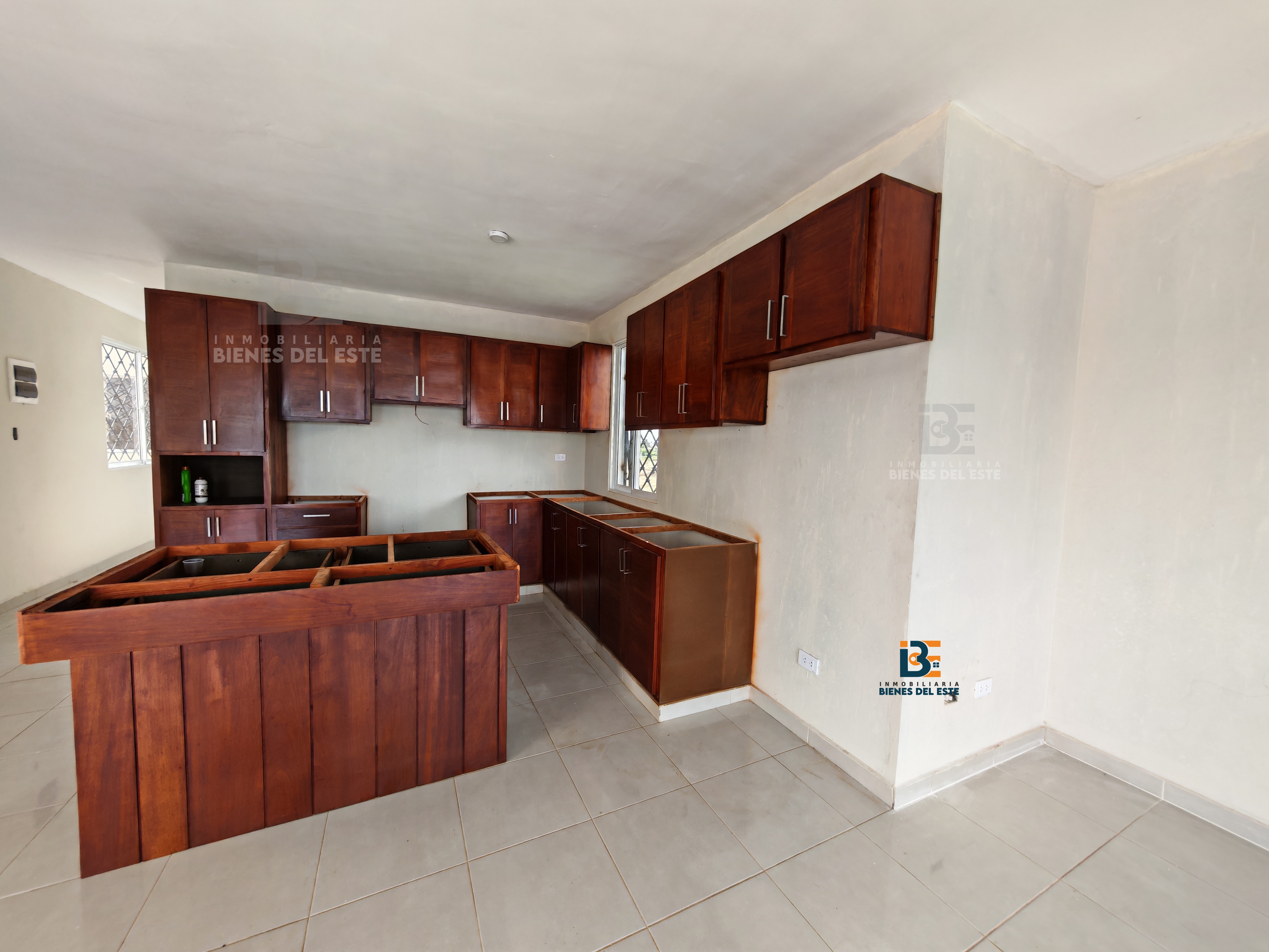 casas - Se Vende Dos Viviendas en Una, Residencial Naime. 5