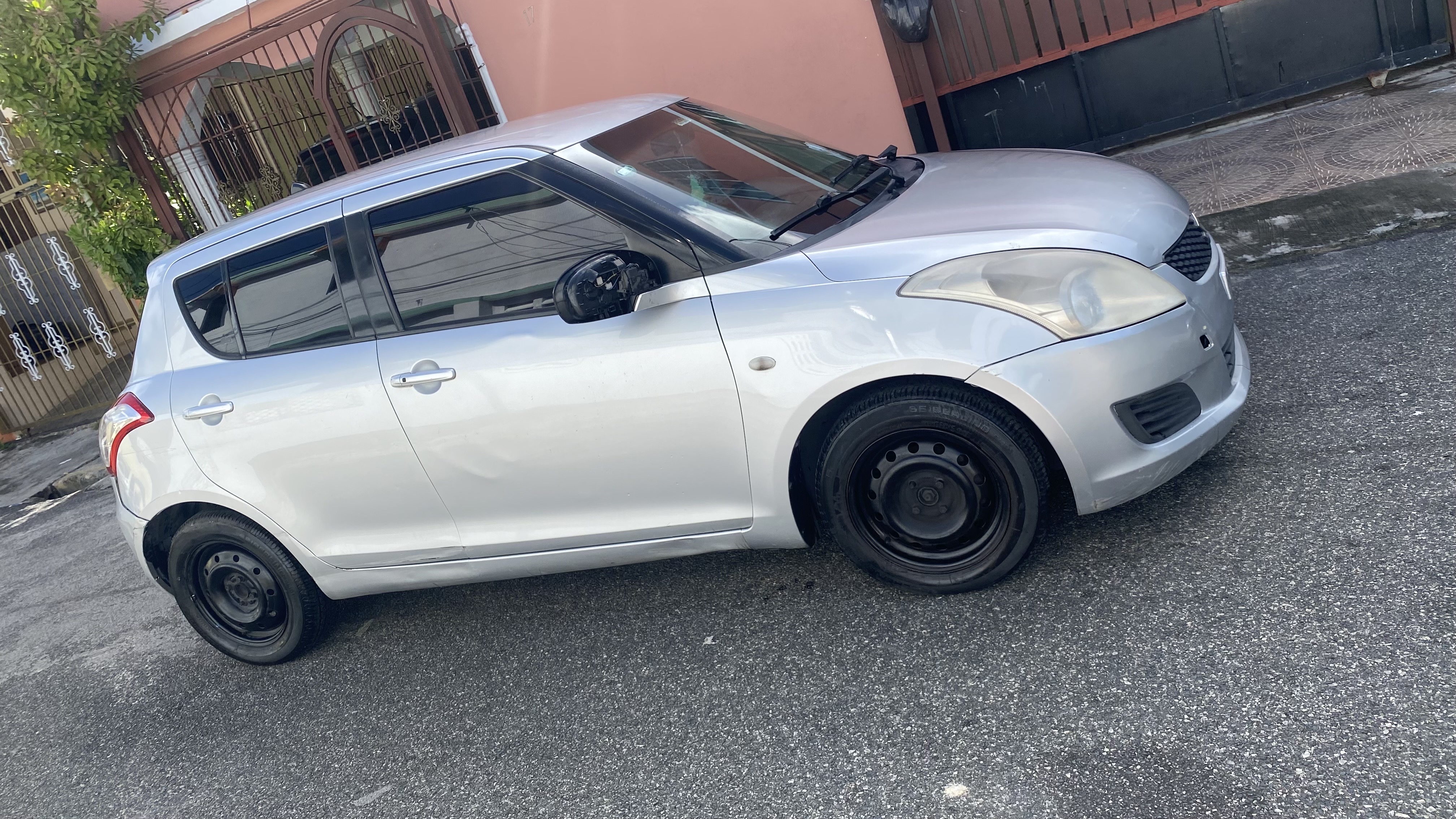 carros - Zusuki Swift  4