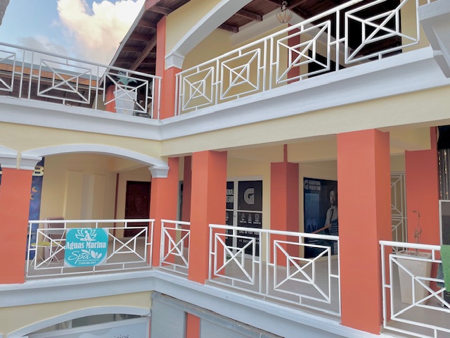 oficinas y locales comerciales - LOCAL COMERCIAL LOS CORALES 0
