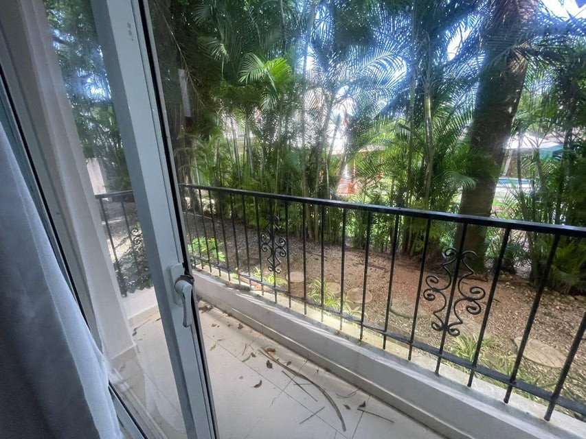 apartamentos - Apartamento en venta #24-814 con 3 dormitorios, aire acondicionado, piscina. 3