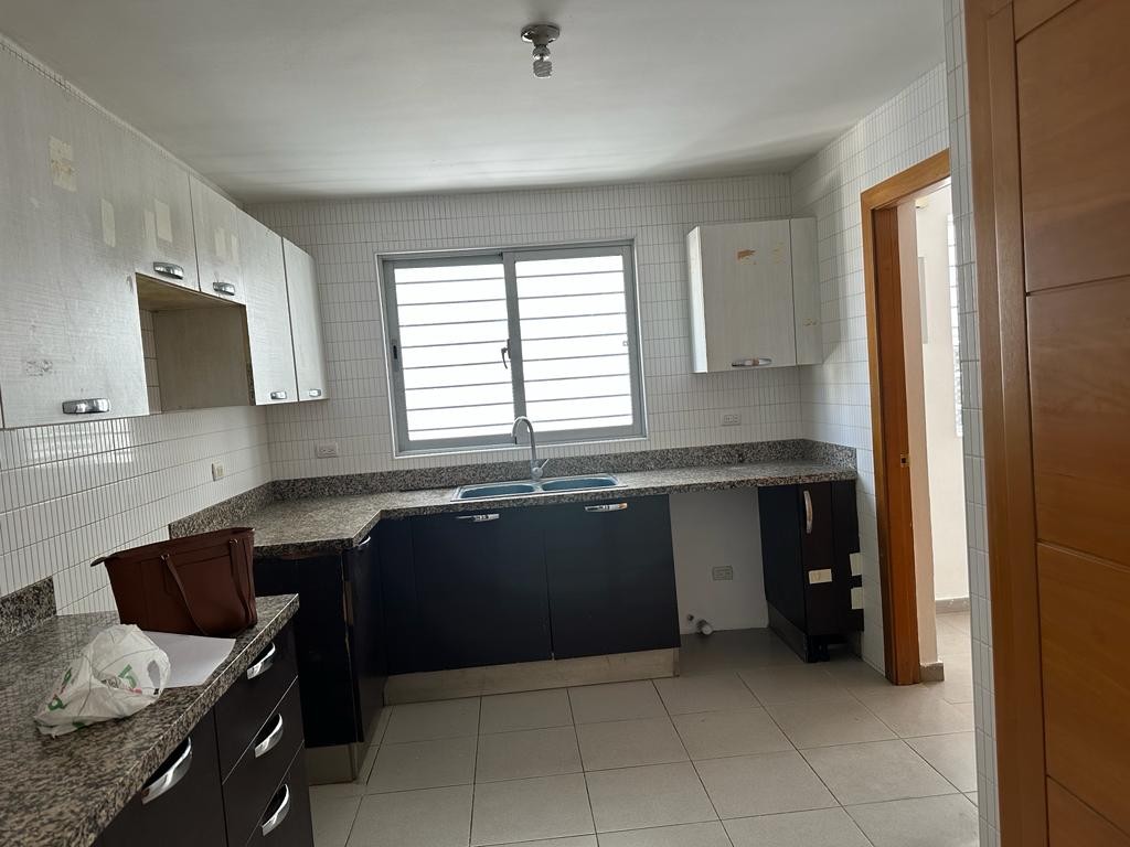apartamentos - Vendo apartamento en Naco  8