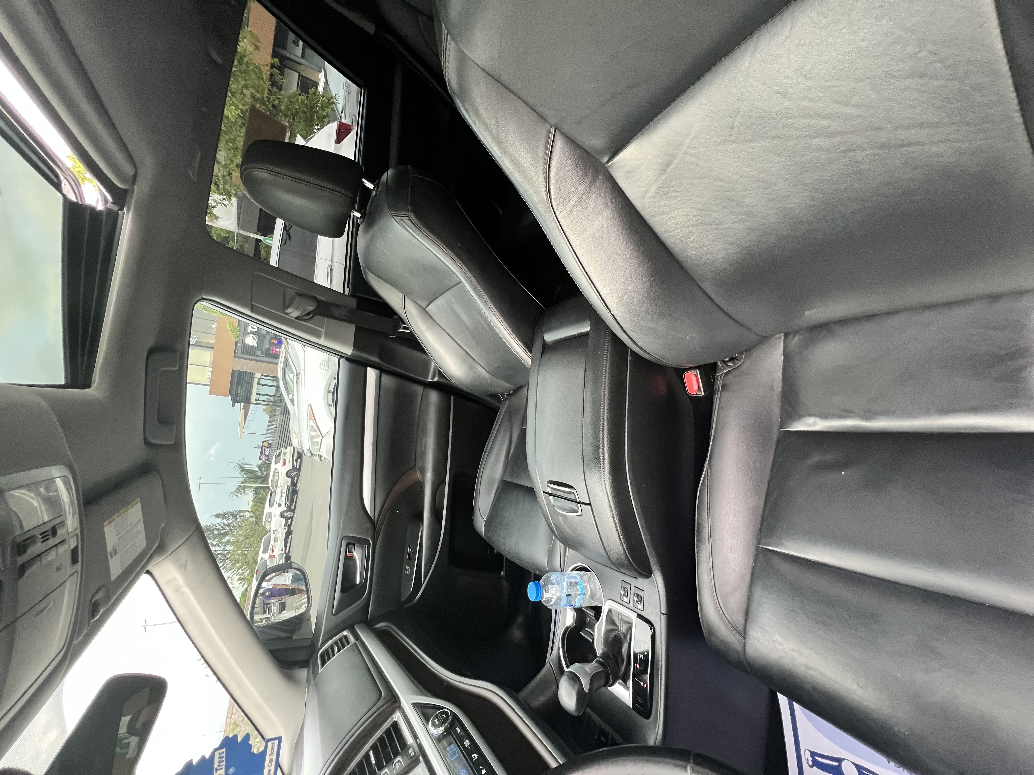 jeepetas y camionetas - Toyota Highlander XLE 2019 Clean 7