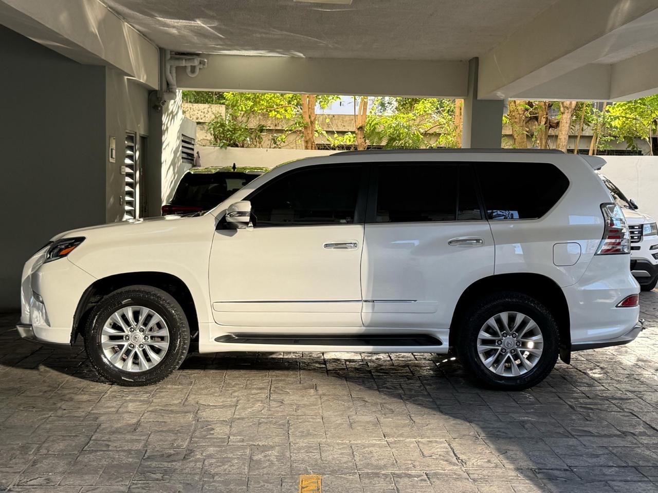 jeepetas y camionetas - Lexus Gx 460 3