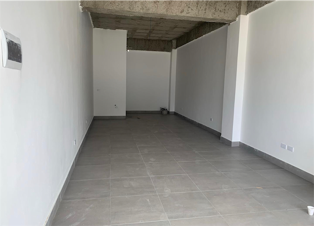oficinas y locales comerciales - Locales de 50 y 100m prados 1