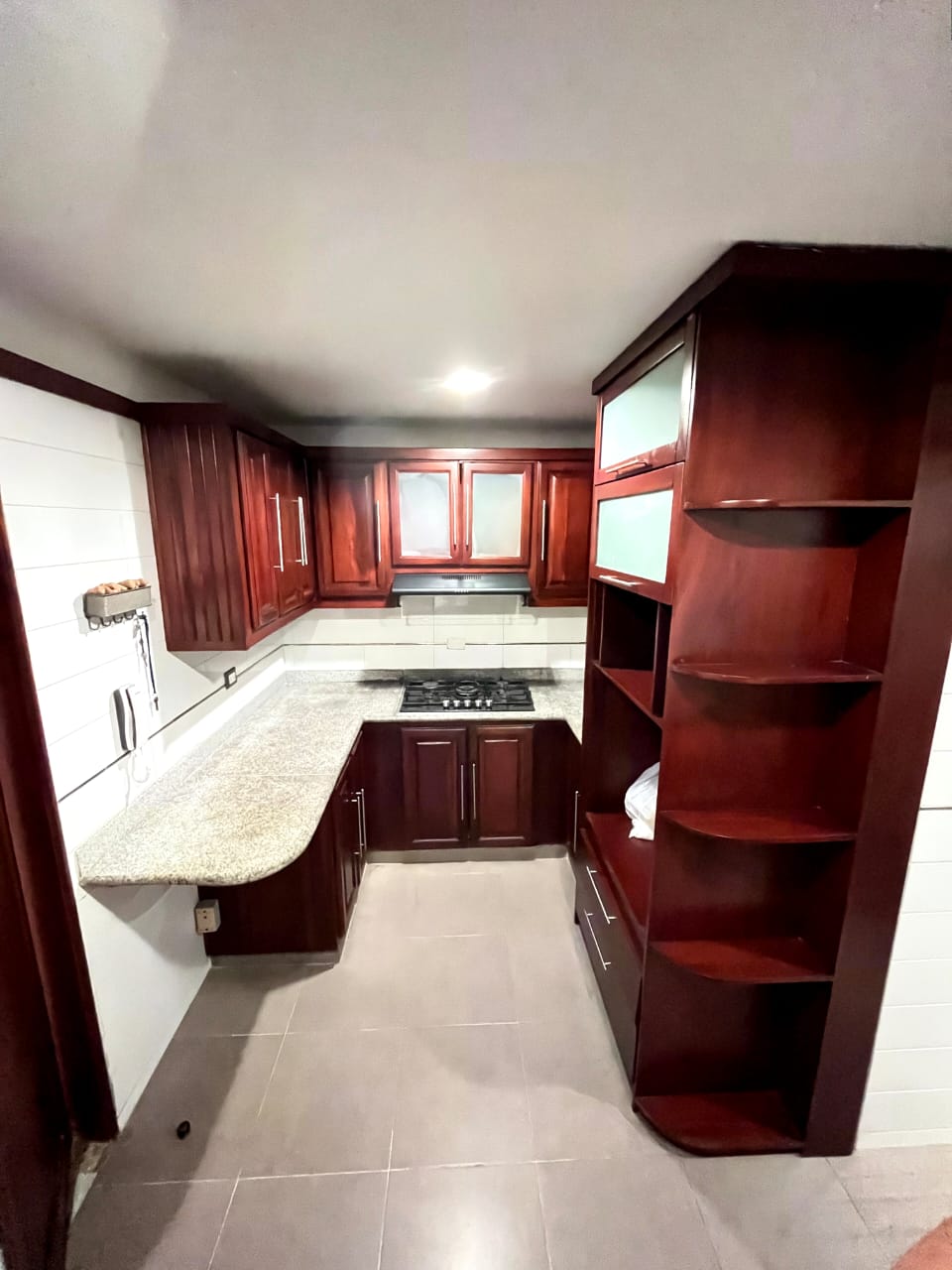 apartamentos - VENDO APART. DE 186 MTS EN TORRE FAMILIAR EVARISTO 1