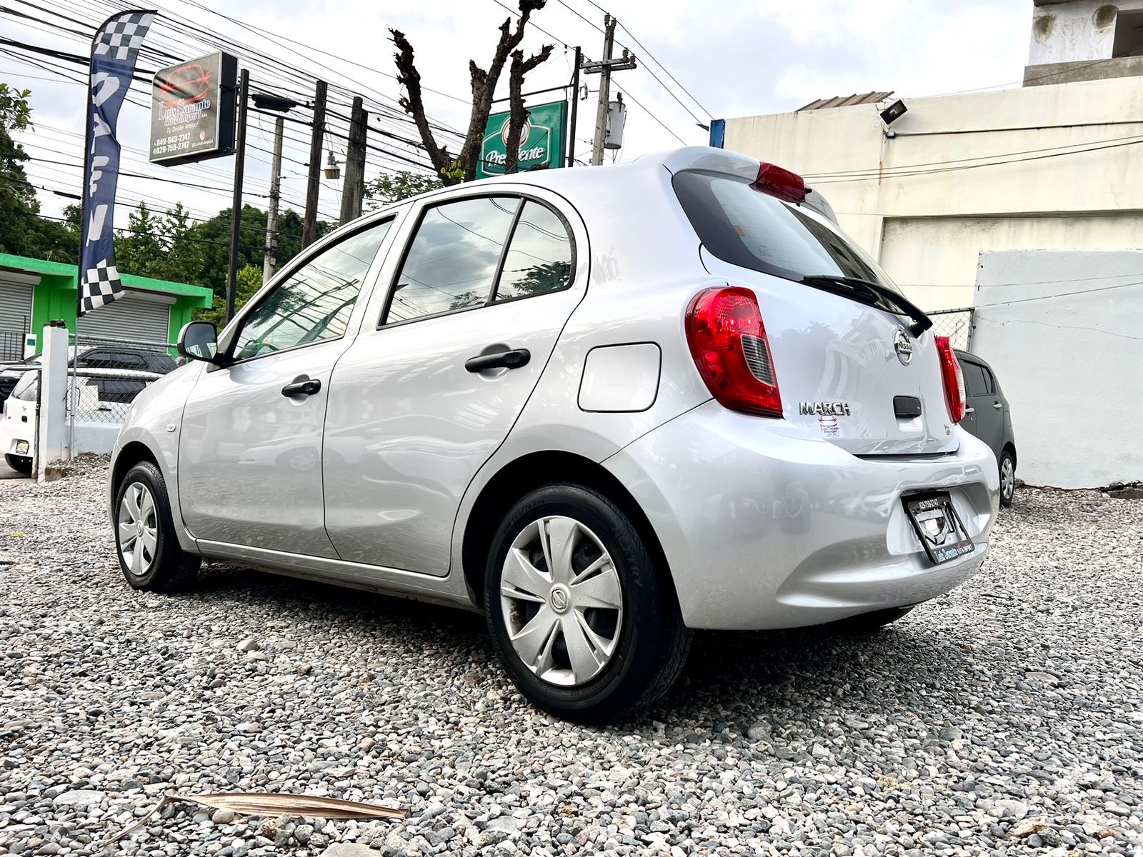 carros - Nissan March 2019  9