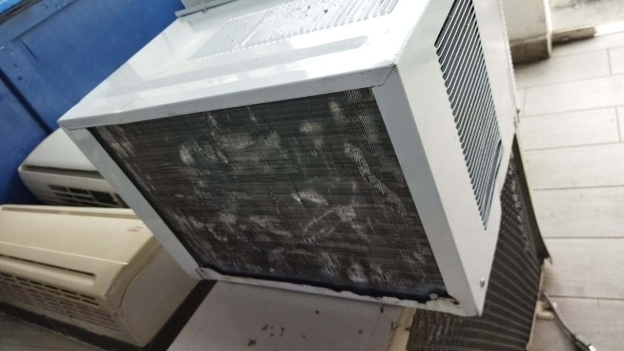 aires acondicionados y abanicos - AIRE DE VENTANA A BUEN PRECIO DAEWOO 3
