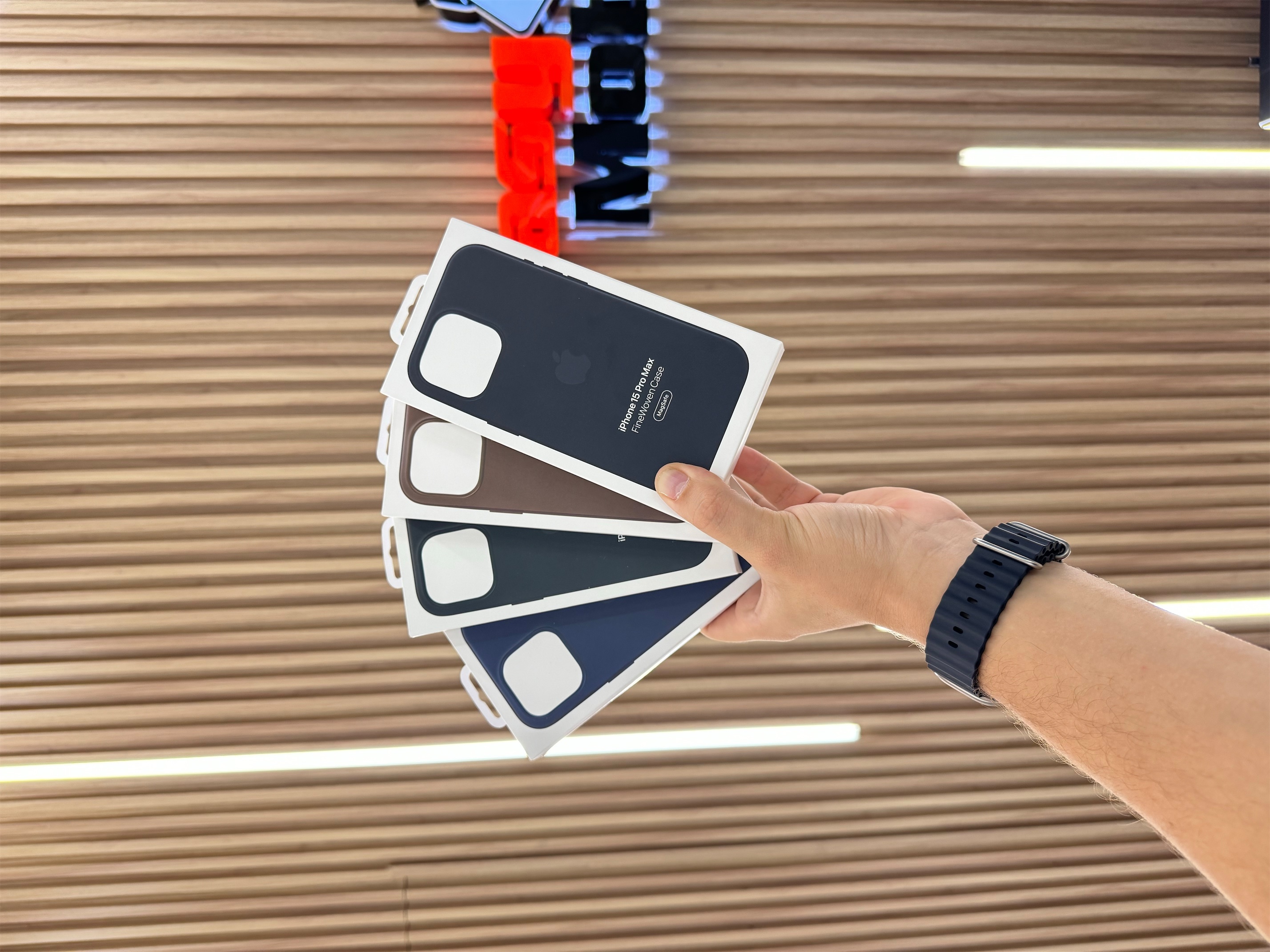 accesorios para electronica - COVER FINEWOVEN 15 PRO MAX 