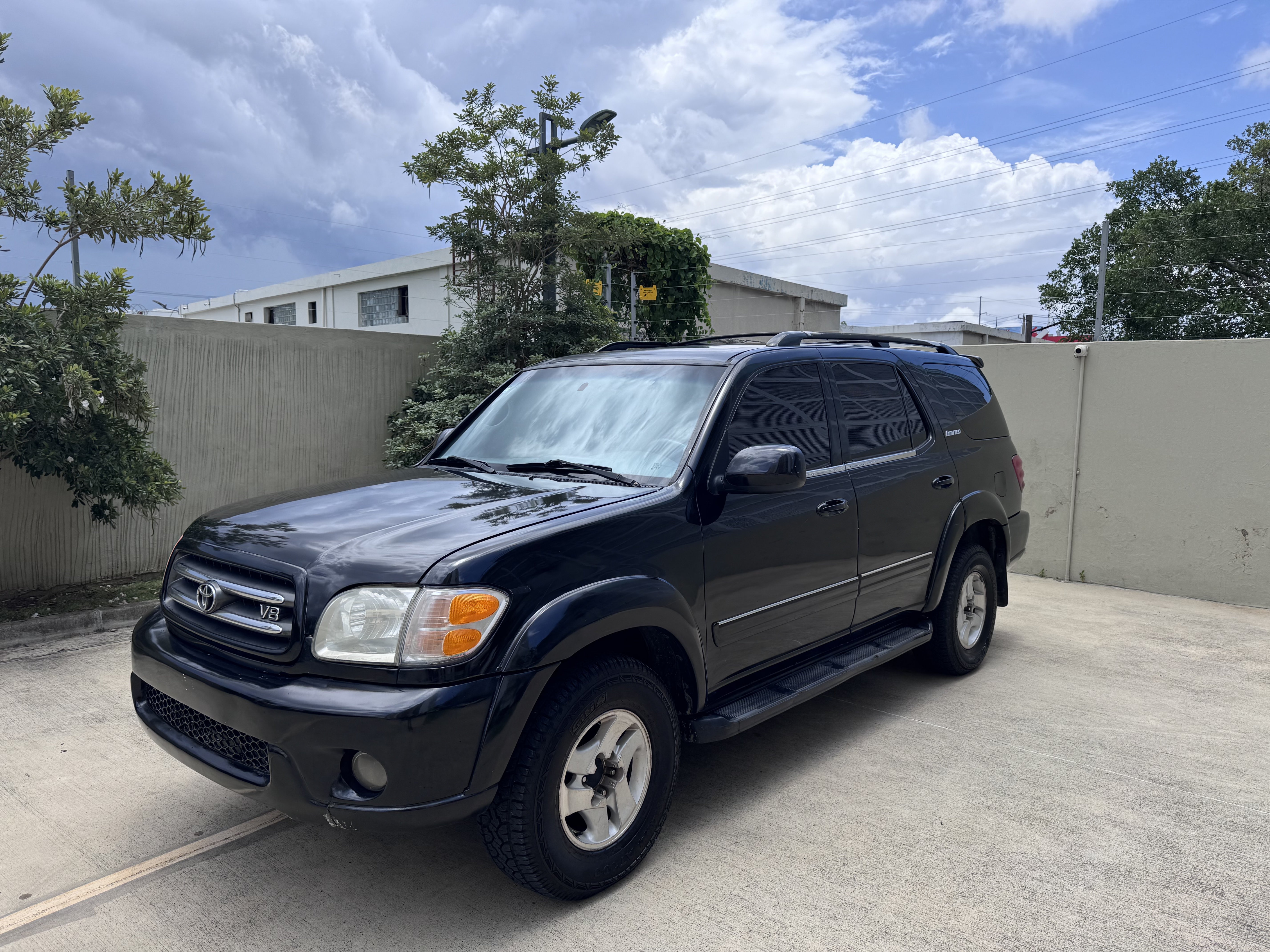 jeepetas y camionetas - TOYOTA SEQUOIA 2001 0