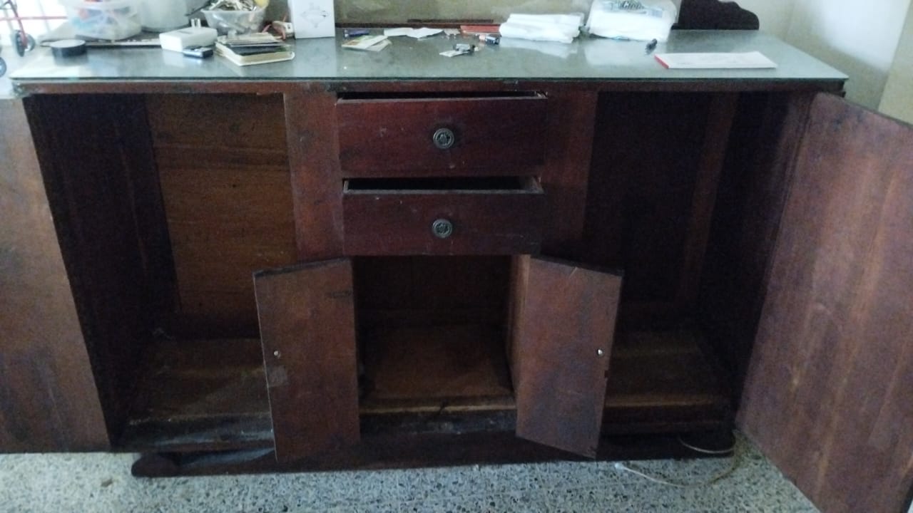 muebles y colchones - CREDENZA CAOBA EPOCA TRUJILLO 0