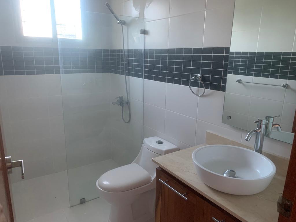 apartamentos - Apartamento en Venta en Evaristo Morales 9